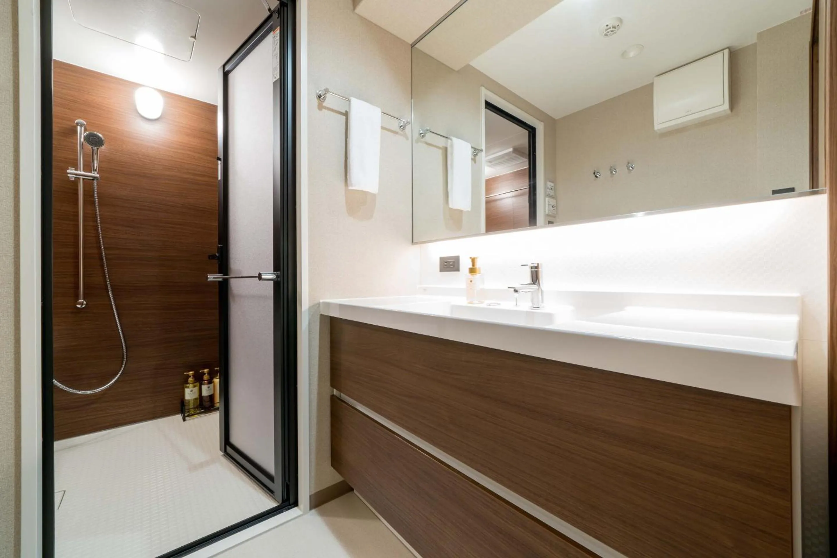 Bathroom in RESI STAY Hotel Sun Chlorella