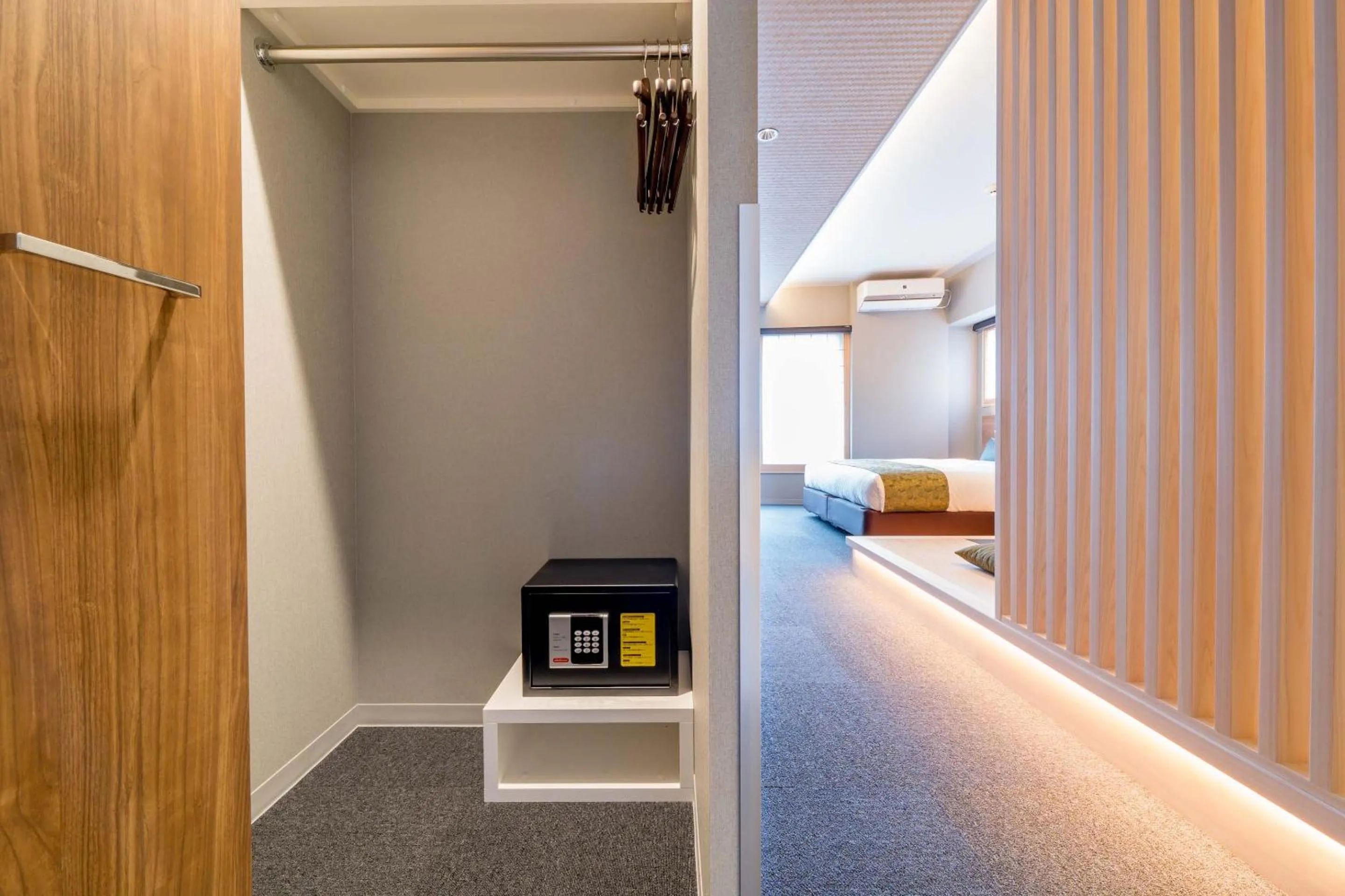 safe, Bed in RESI STAY Hotel Sun Chlorella