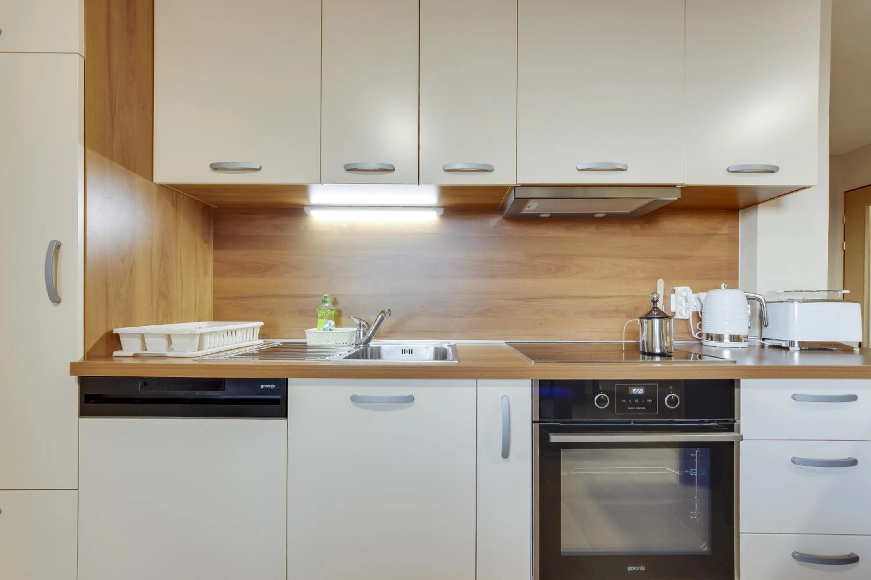 Kitchen or kitchenette in J&M Holiday Home Moravske Toplice