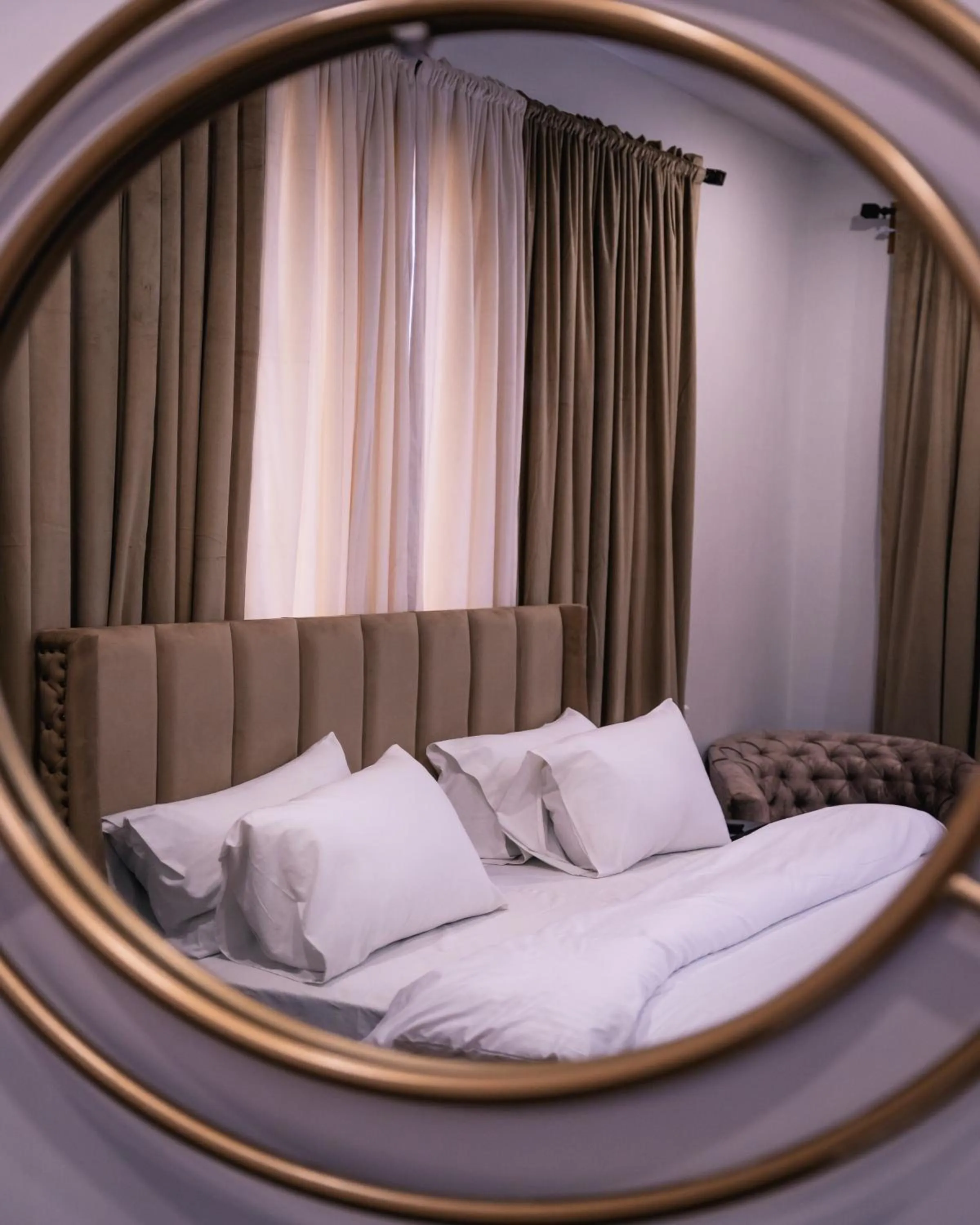 Bedroom, Bed in ISLE OF HIGHLAND TOURS Guest House