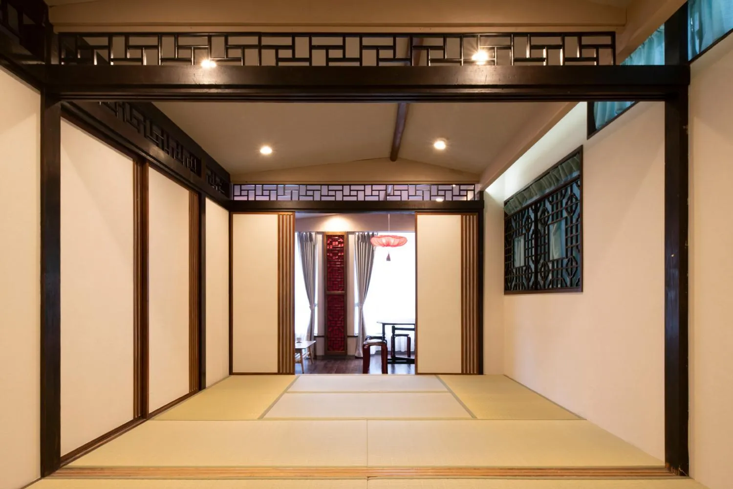 Photo of the whole room in Room Inn Shanghai 横浜中華街 Room3