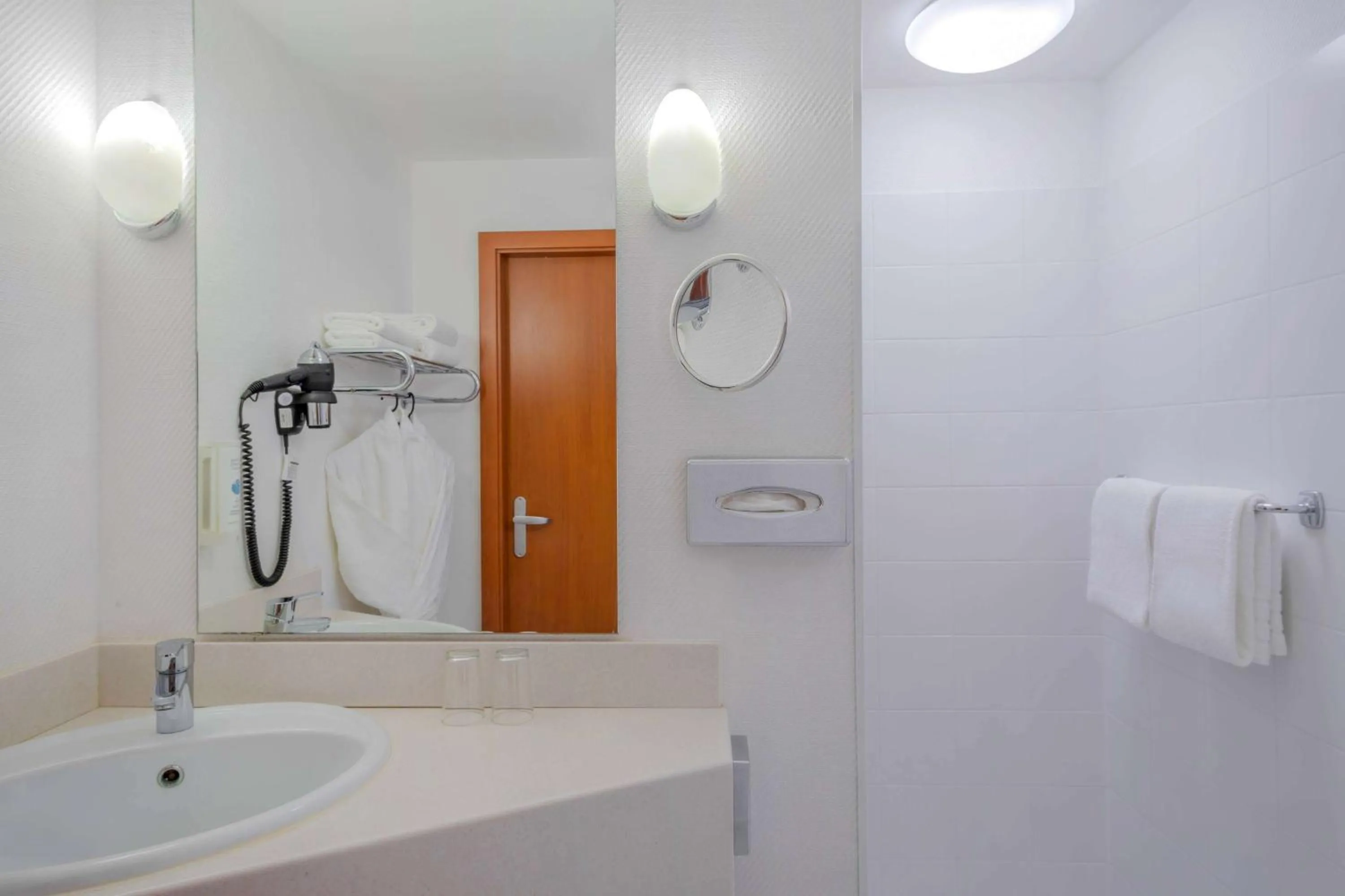 Bedroom in Hotel Münster Kongresscenter affiliated by Meliá