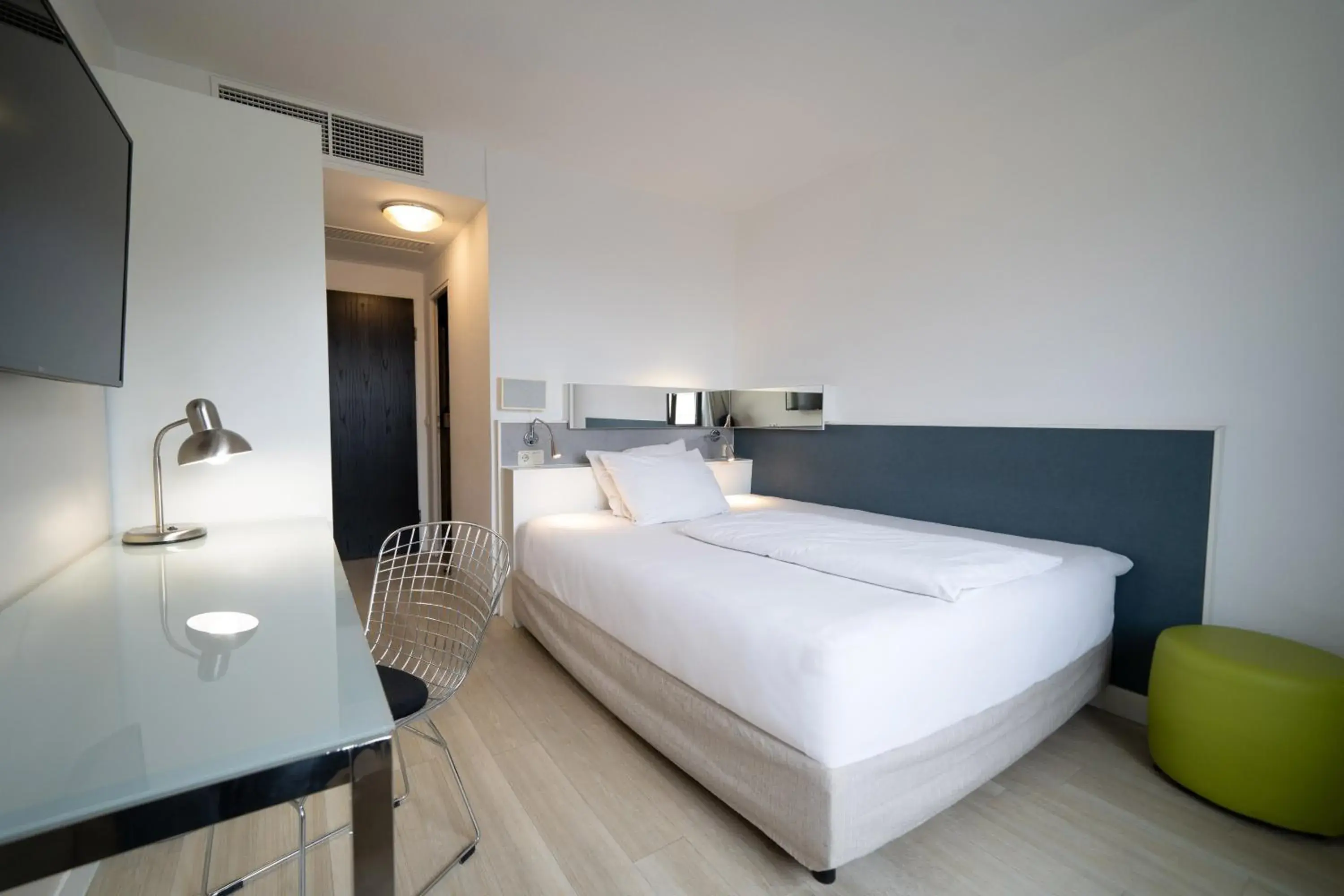 Standard Room Single Use in Hotel München City Center affiliated by Meliá Standard Room Single Use in Hotel München City Center affiliated by Meliá