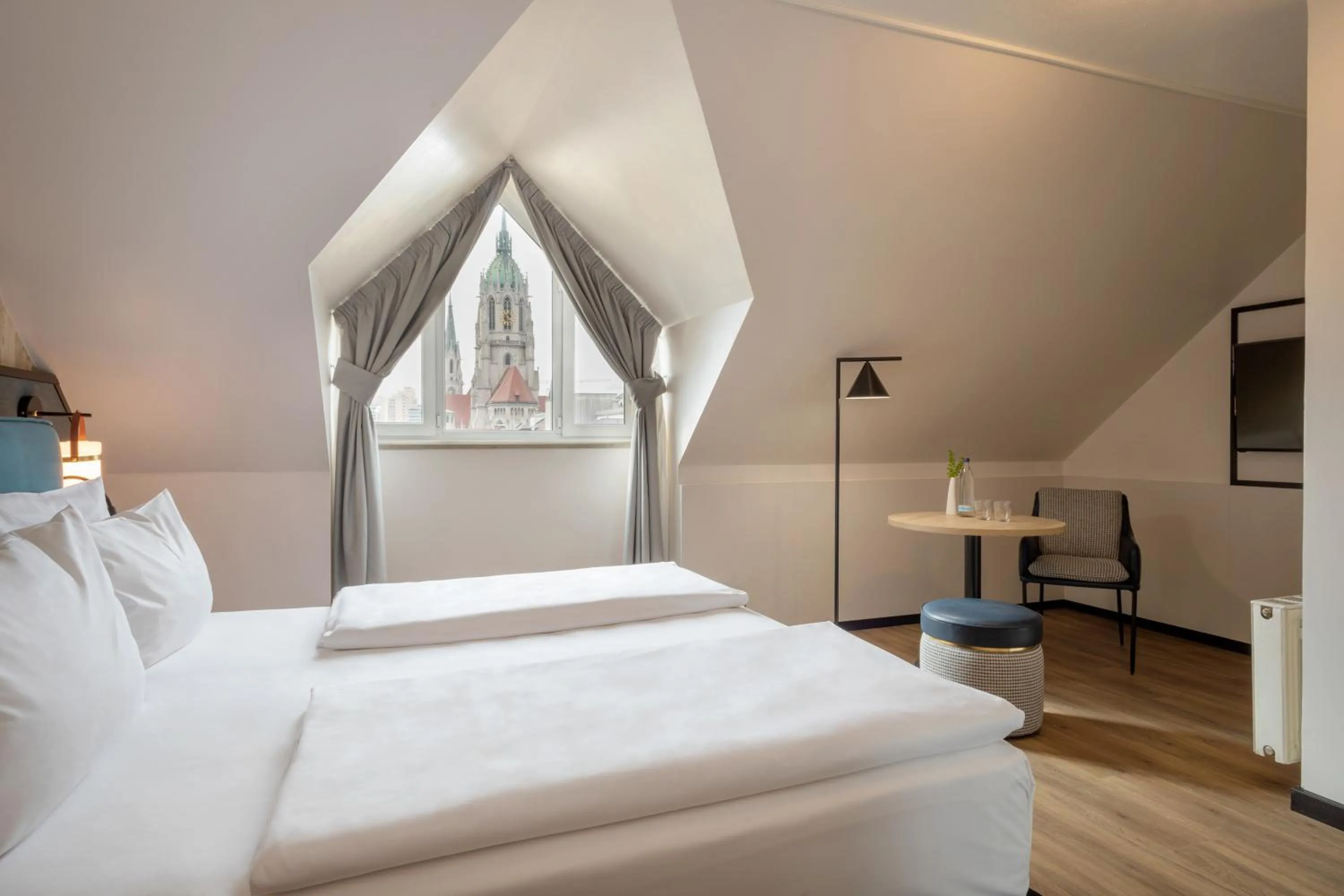 Photo of the whole room, Bed in Hotel München City Center affiliated by Meliá
