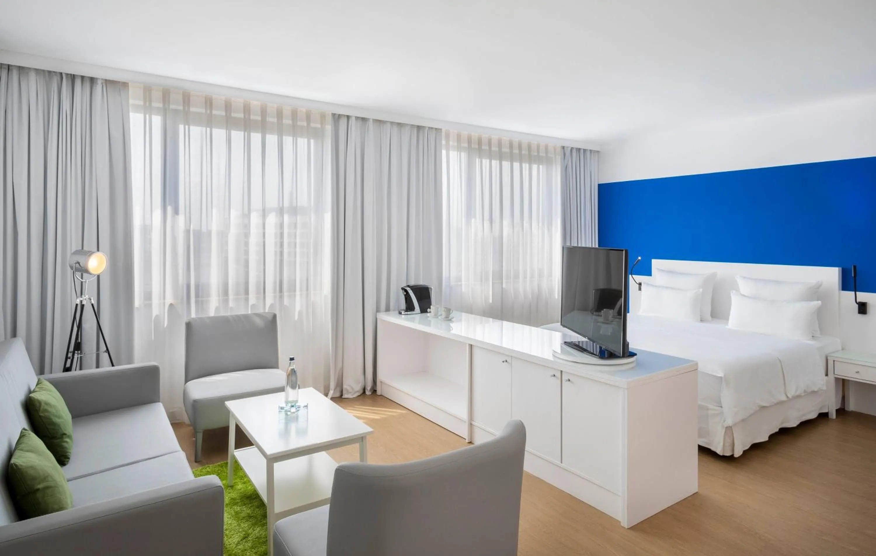 Bed in Hotel Frankfurt Messe Affiliated by Meliá