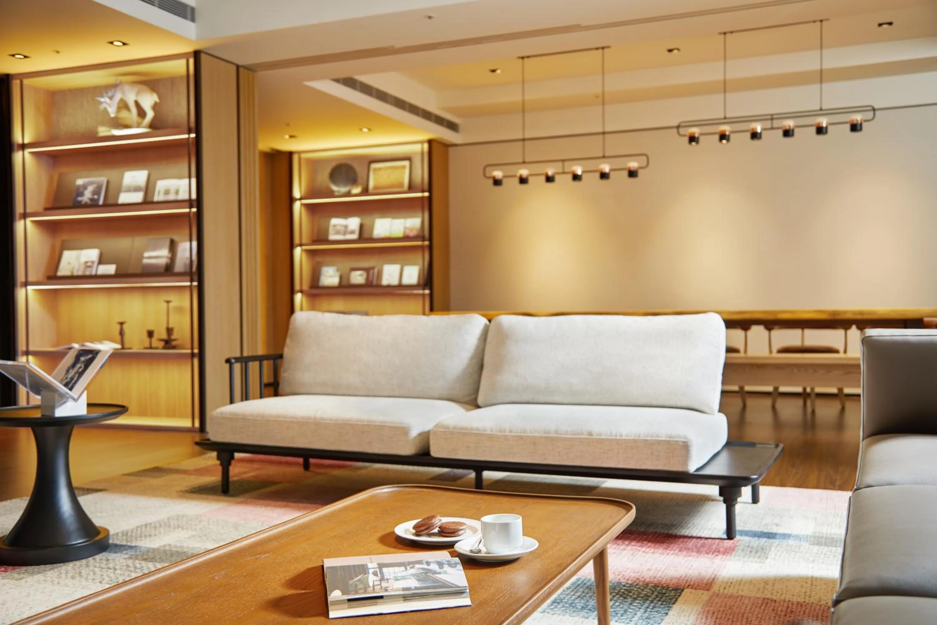 Lounge or bar in MGH Mitsui Garden Hotel Taipei Zhongxiao