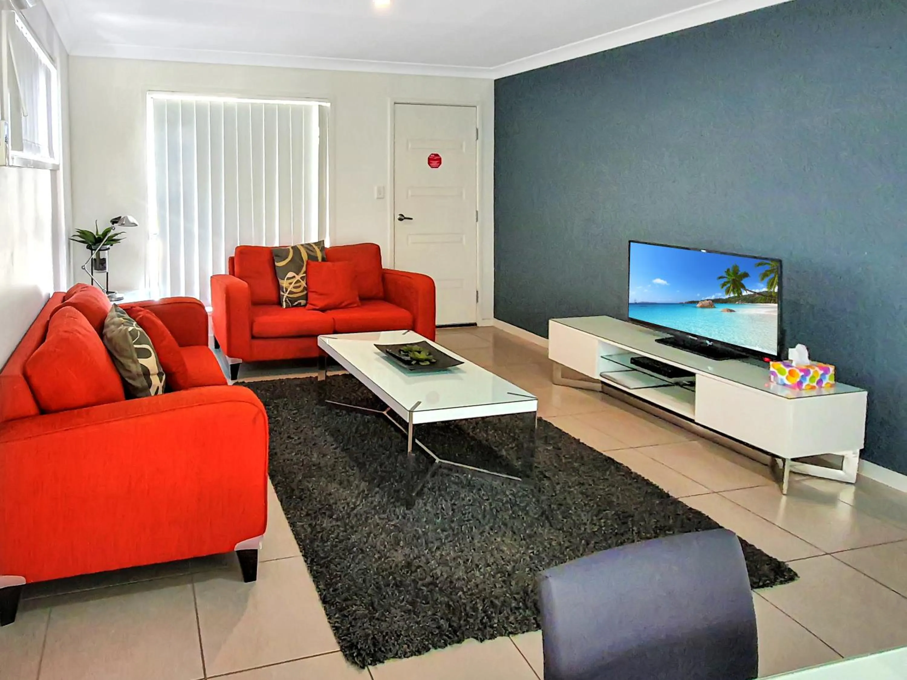 TV and multimedia in Lillypilly Apartments
