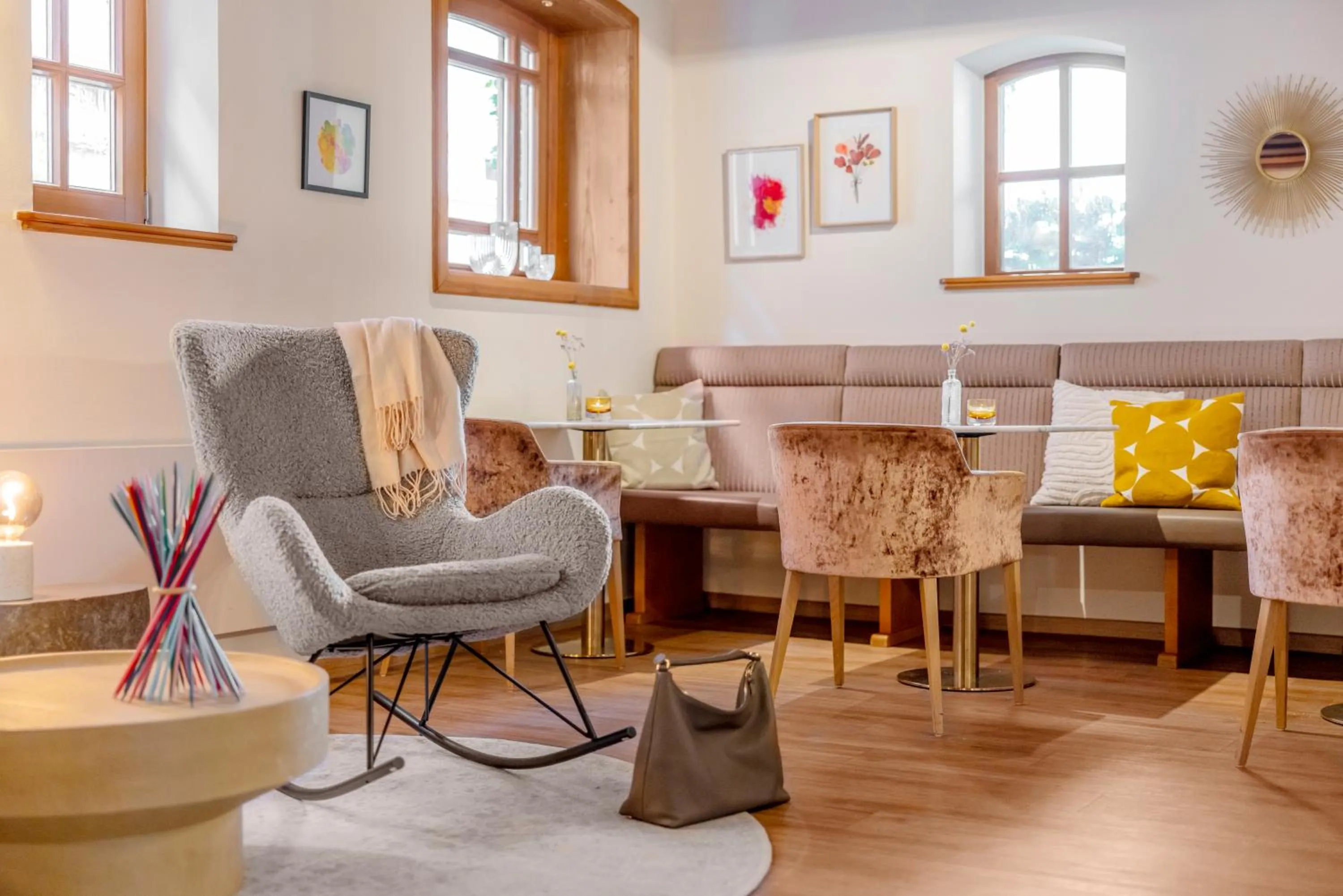 Seating area in Romantik Hotel Reichshof