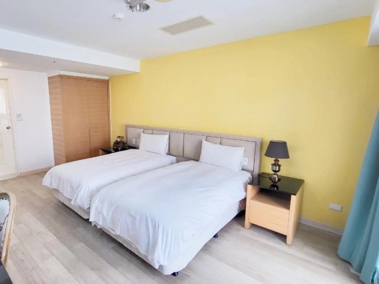 Bed in Taichung EnrichLife Hotel