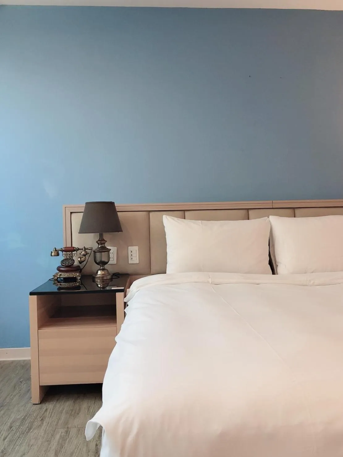 Bed in Taichung EnrichLife Hotel