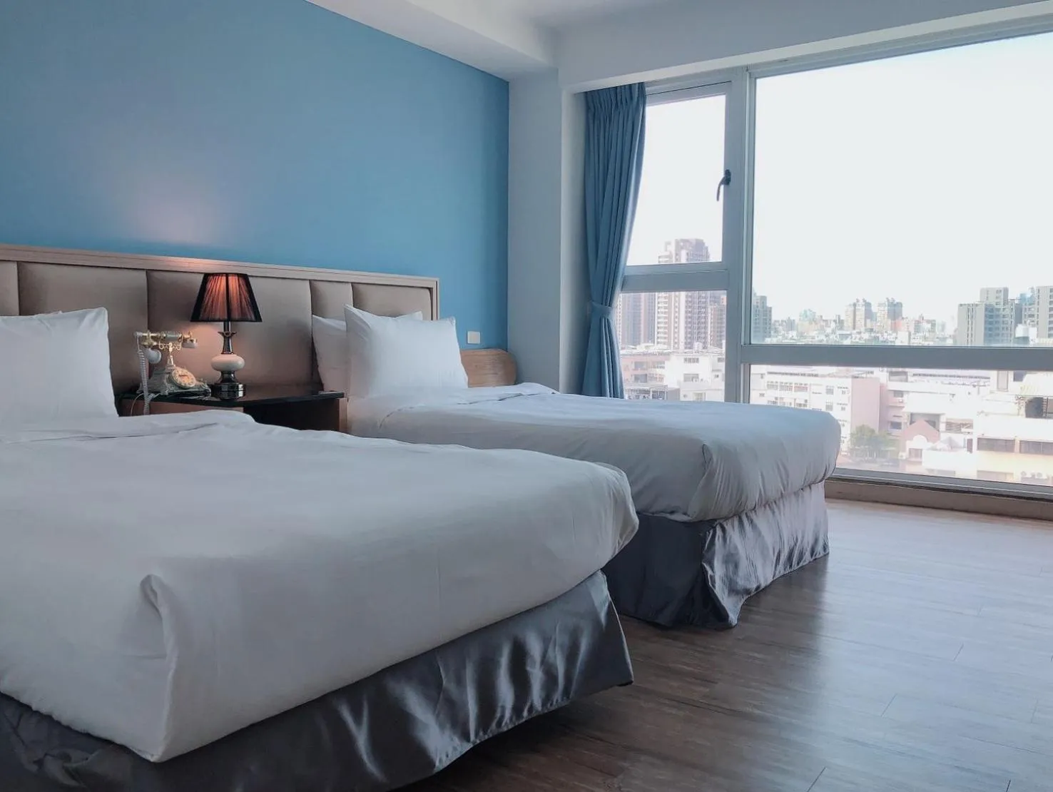 Bed in Taichung EnrichLife Hotel