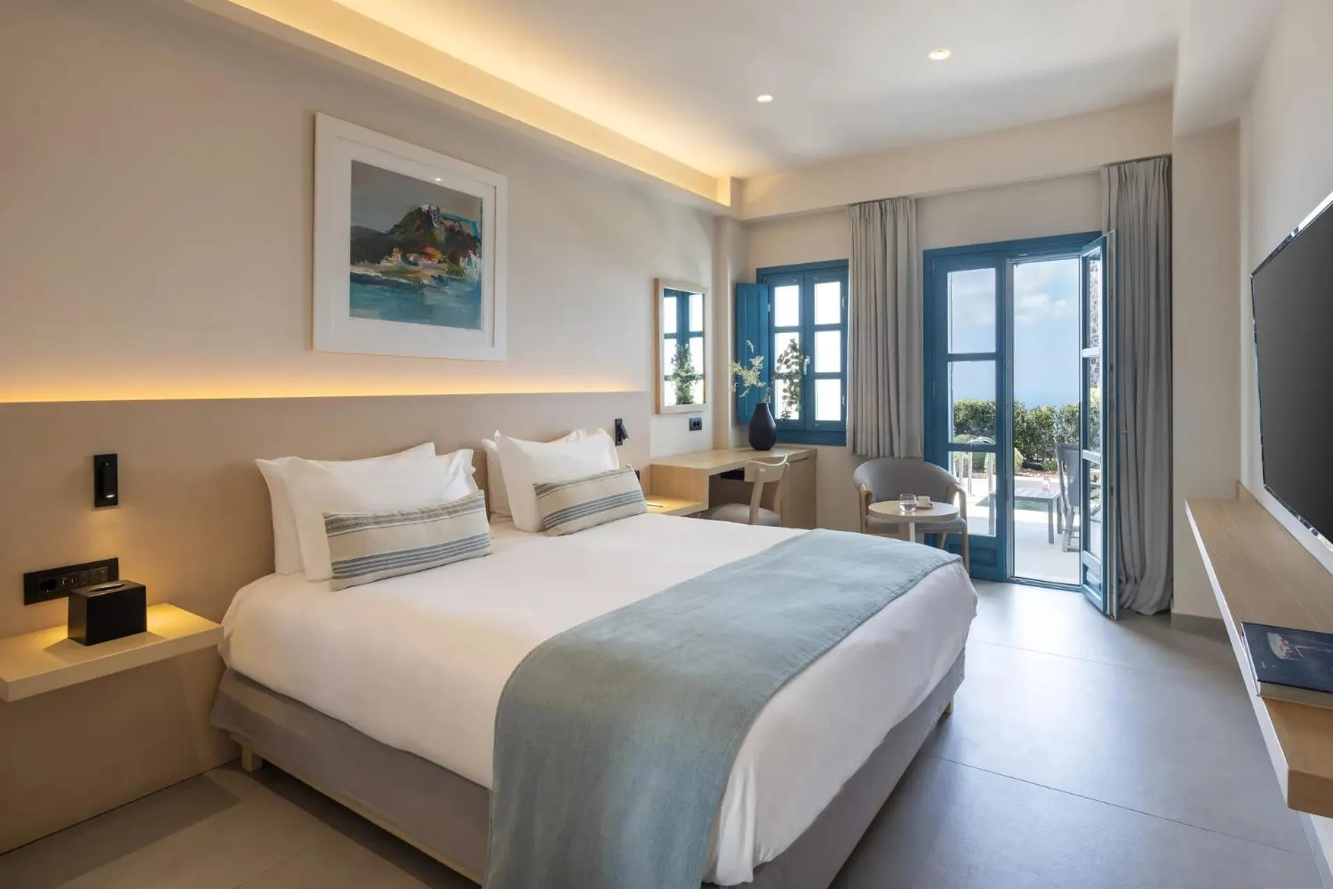 Bed in Aeifos Boutique Hotel