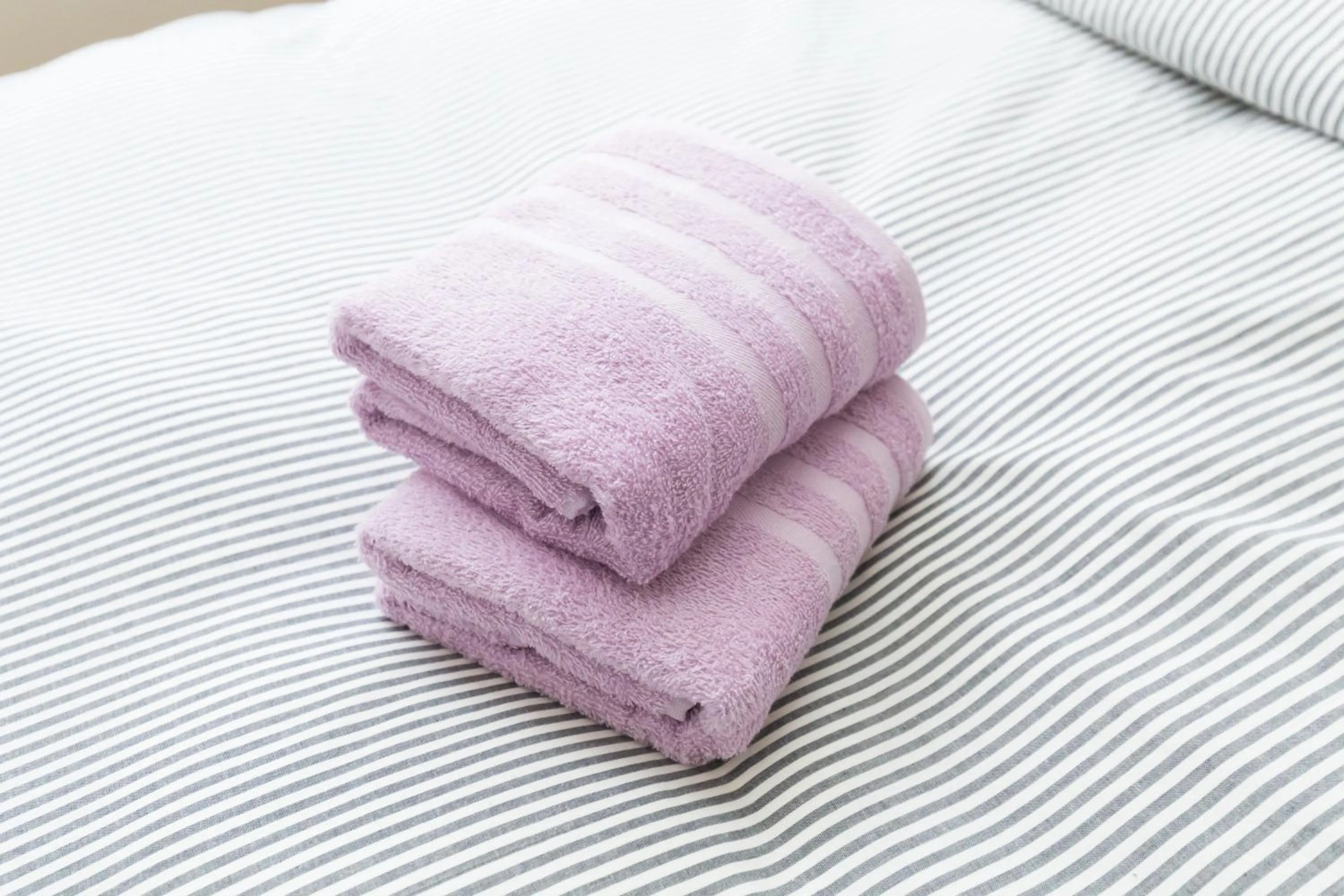 towels, Bed in Nakano Apartment hotel
