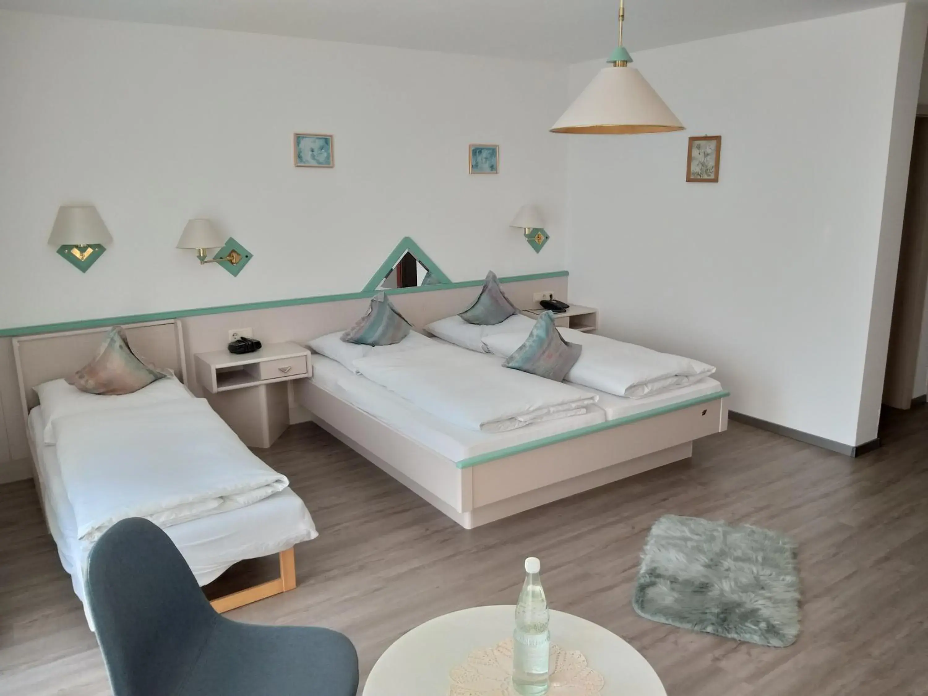 Triple Room with Garden View in Landhotel Eibl Triple Room with Garden View in Landhotel Eibl