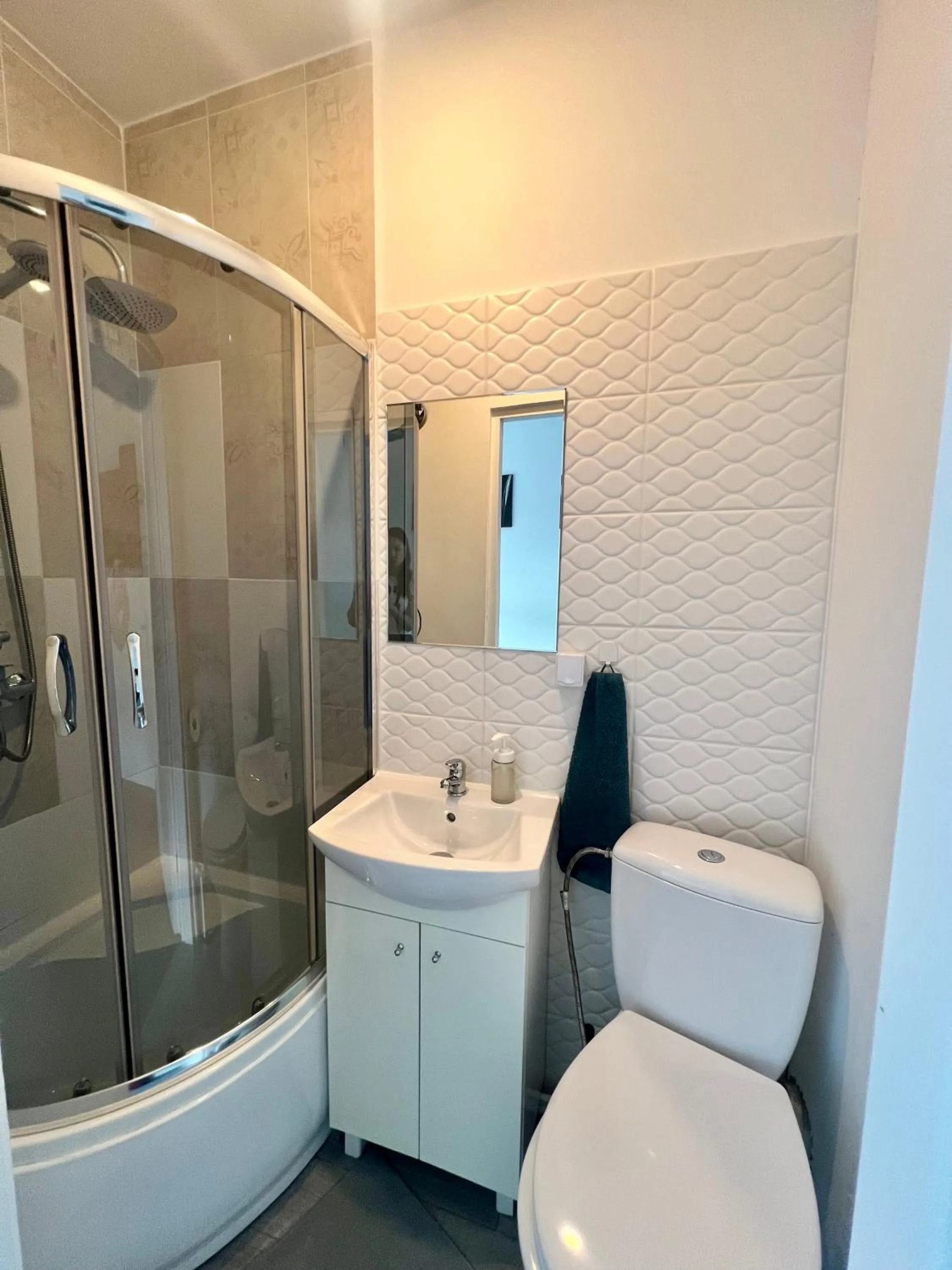 Shower in Astra Katowice - Aparthotel