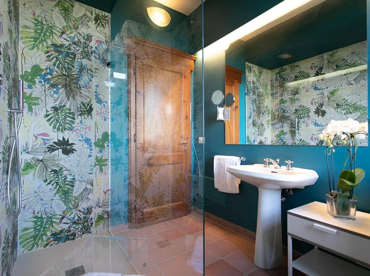 Shower in Villa Santa Chiara