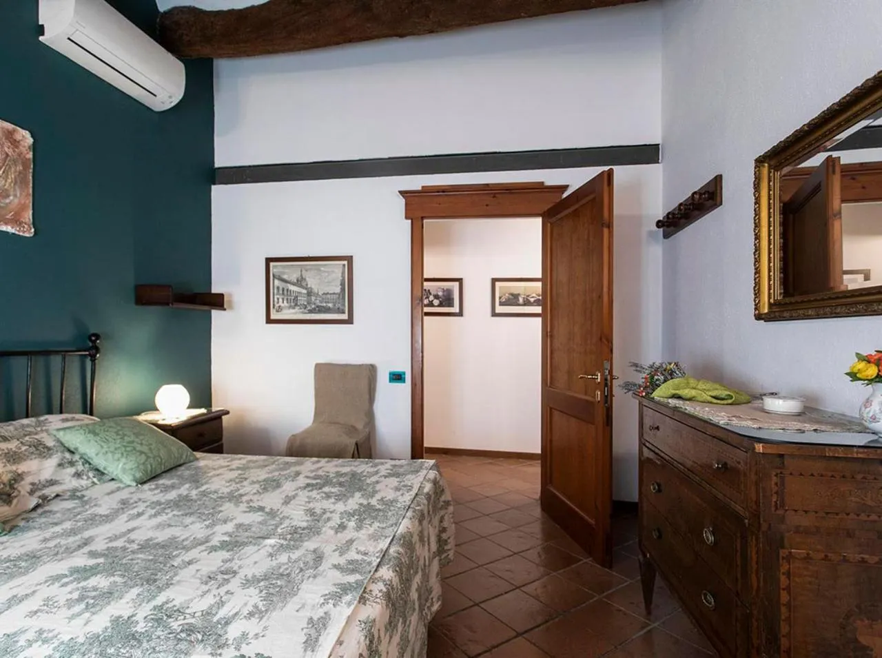 Bed in Villa Santa Chiara