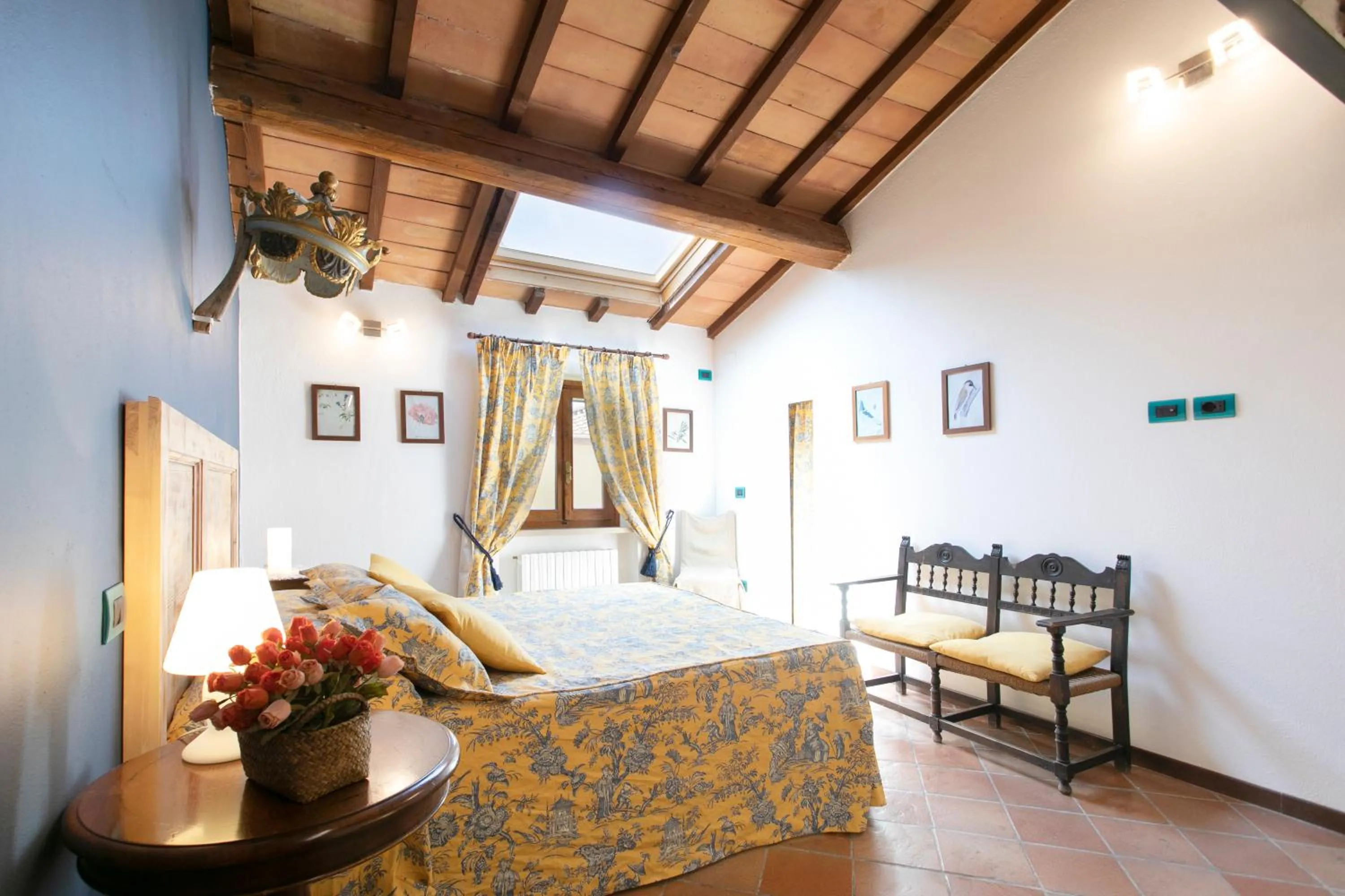 Photo of the whole room, Bed in Villa Santa Chiara