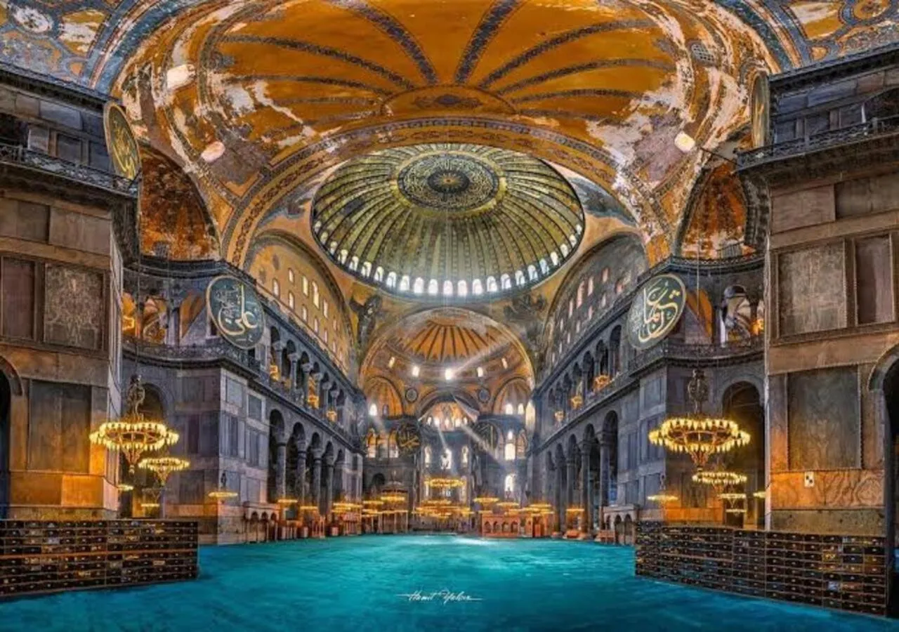 Nearby landmark in RHYTHM HOTEL