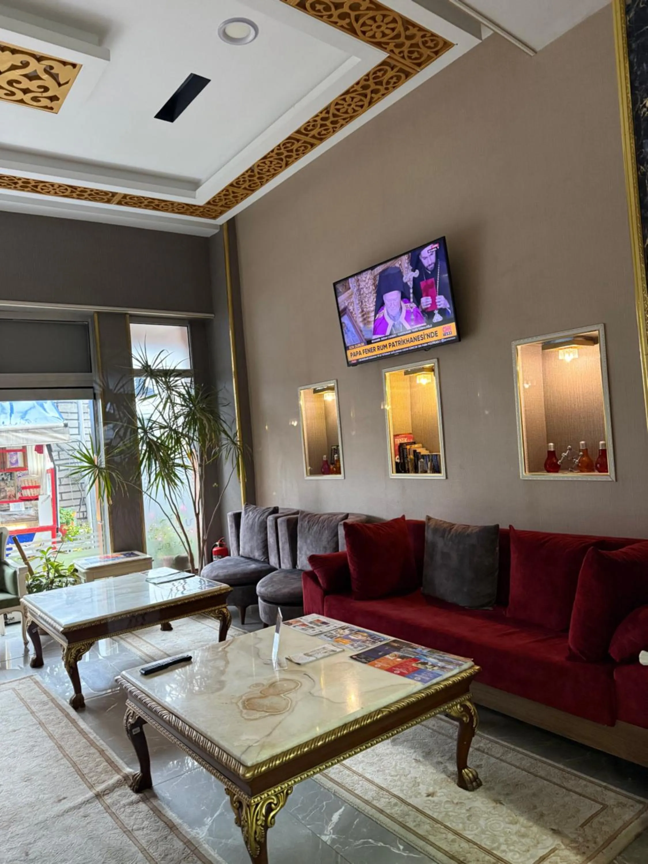 Seating area in RHYTHM HOTEL