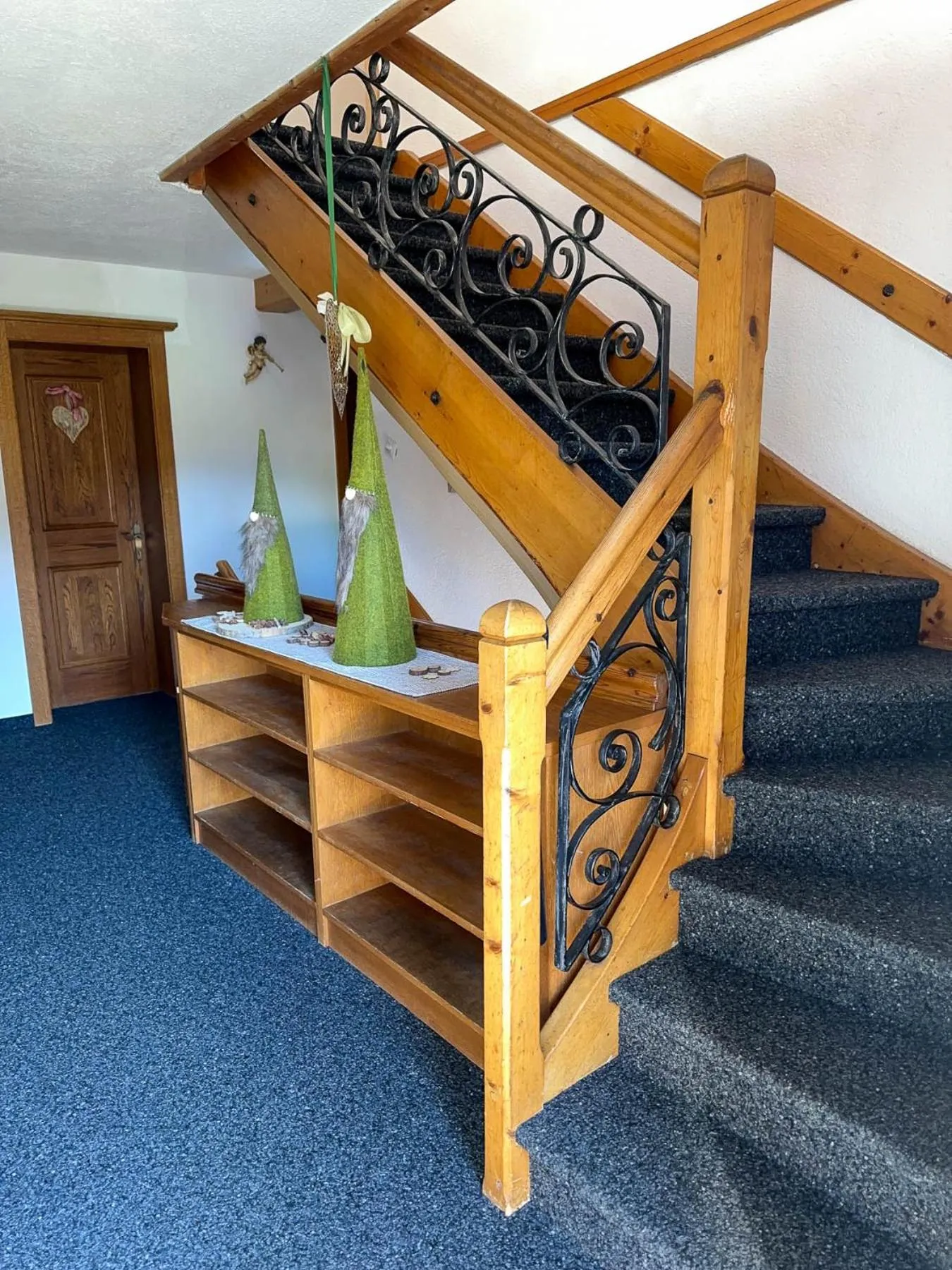 Staff in Alte Schmiede