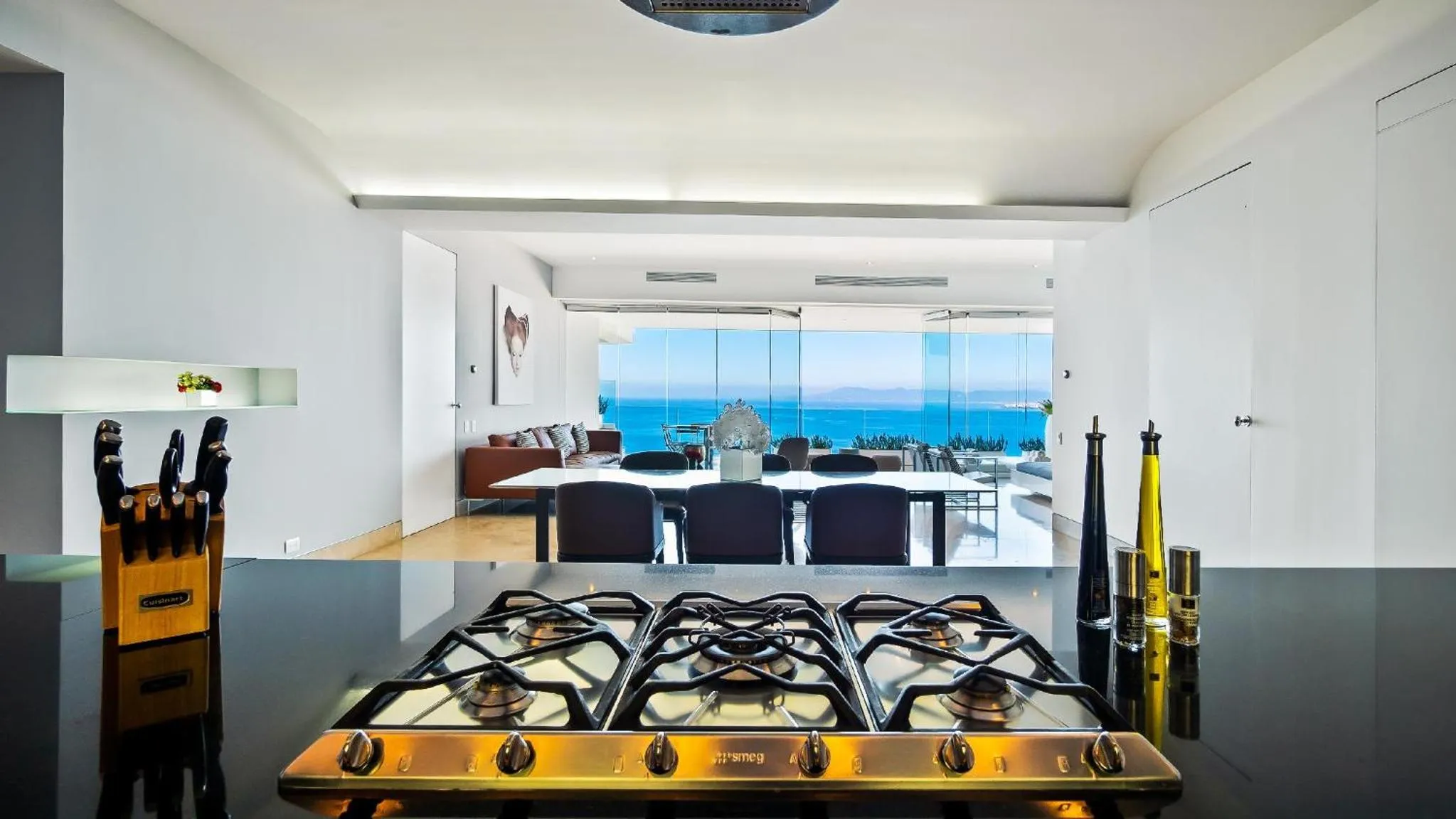 Kitchen or kitchenette in AVALON - 1002 Amapas Bay Bliss with Private Pool