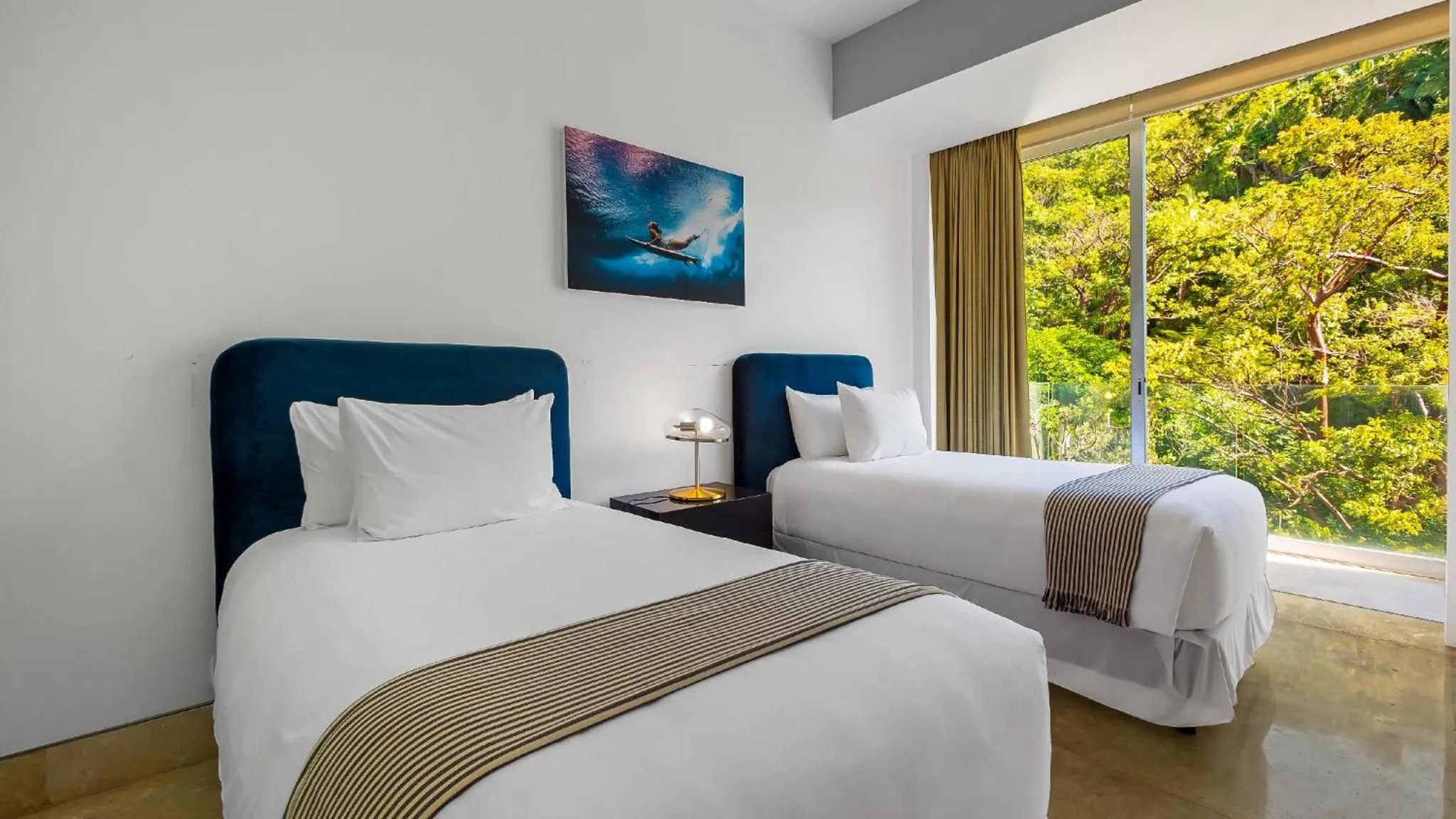 Bed in AVALON - 1002 Amapas Bay Bliss with Private Pool