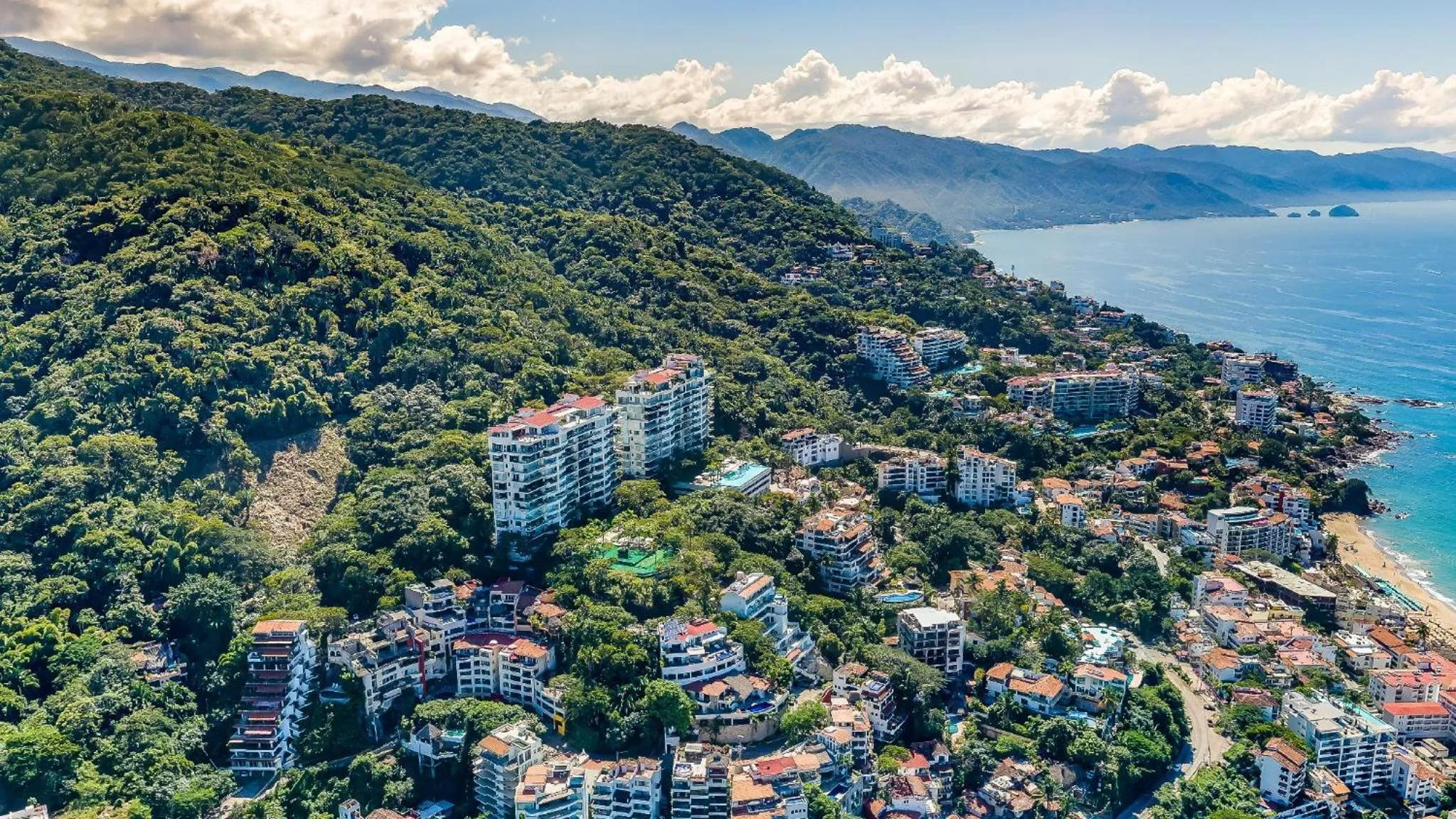 Mountain view in Avalon - 401 Luxury & Breathtaking Sunset Views