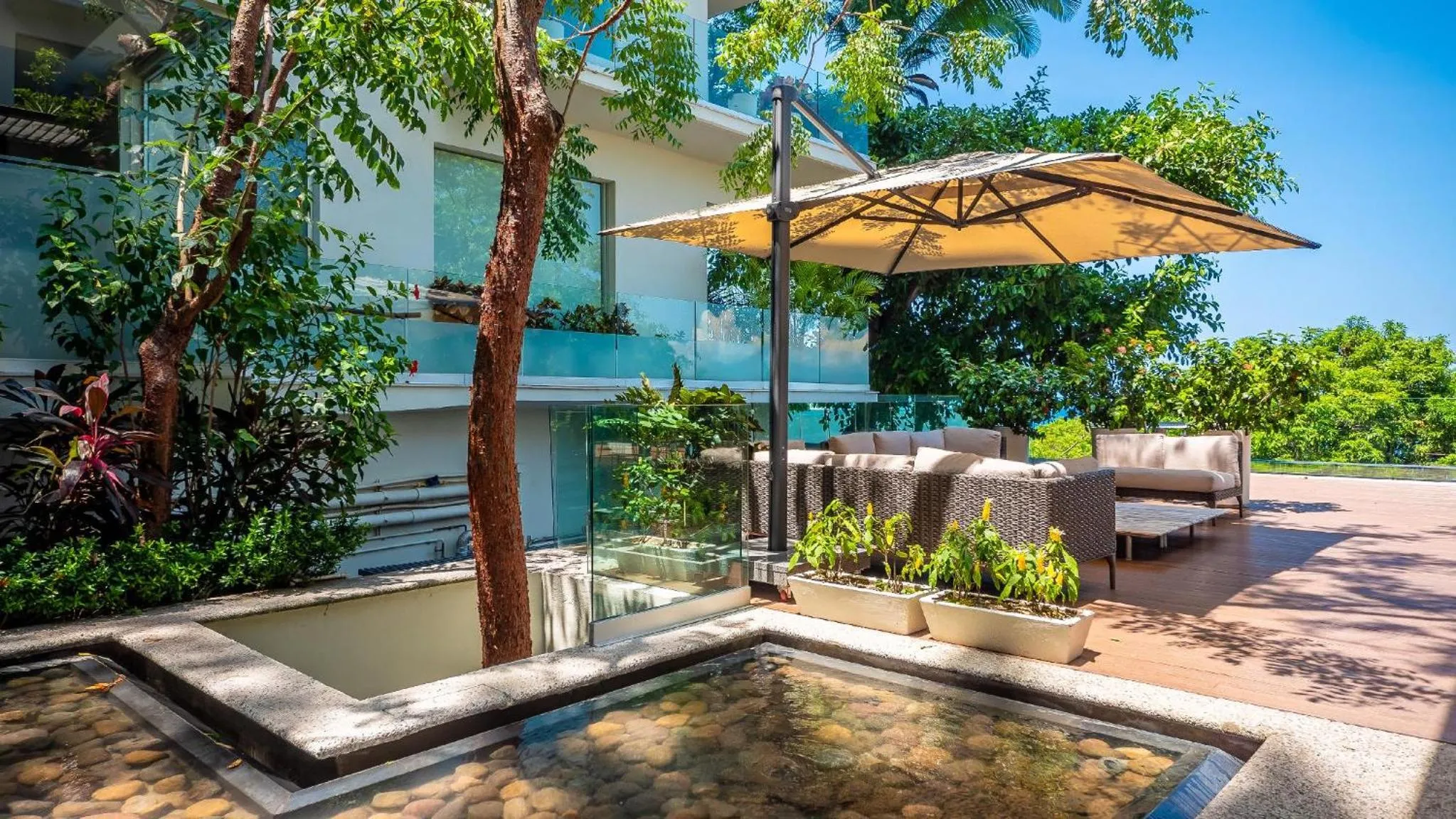 Other in Avalon - 801 Top Sky Bar Pool 3 BR in Amapas