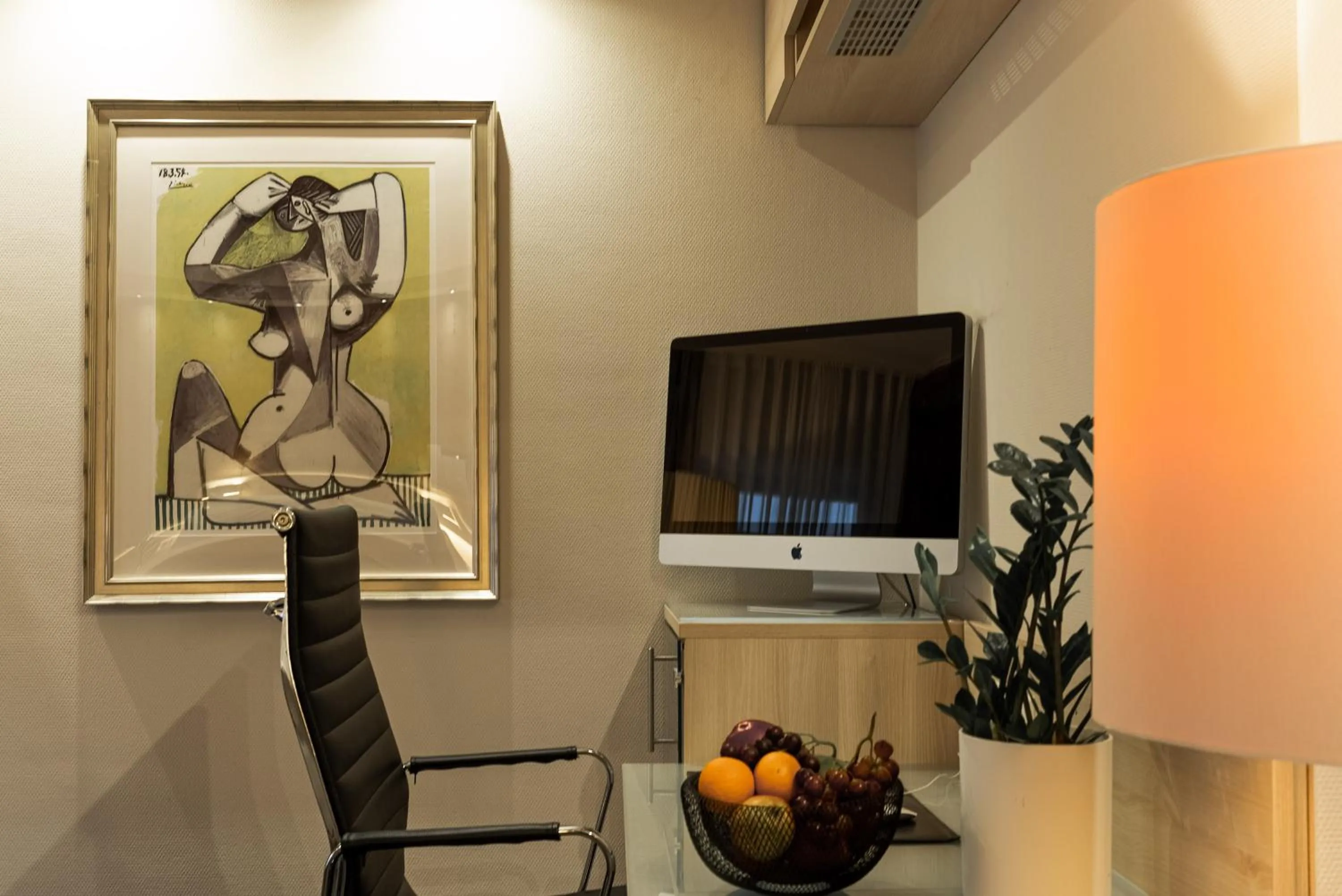 Photo of the whole room in Hotel An der Wasserburg