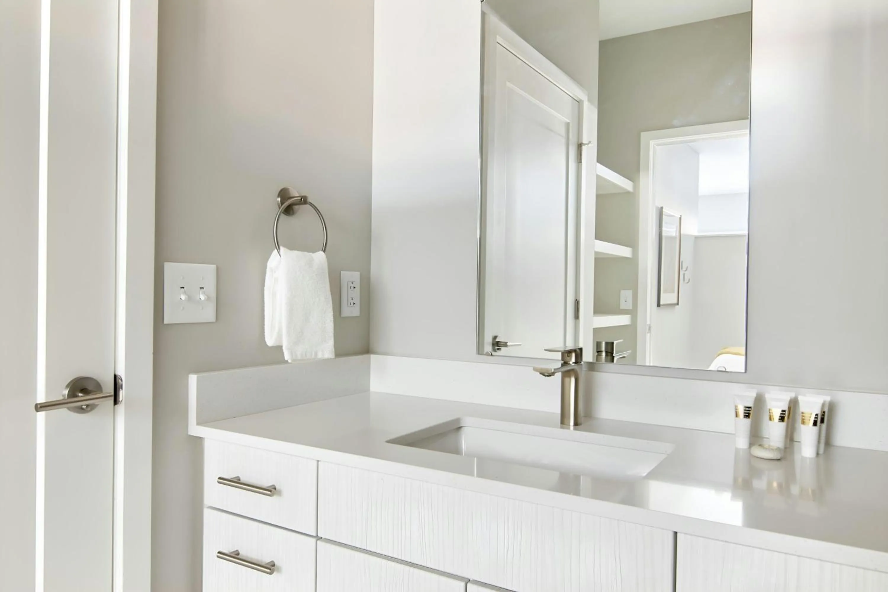 Bathroom in Sonder by Marriott Bonvoy Belcourt Apartments Hillsboro Village
