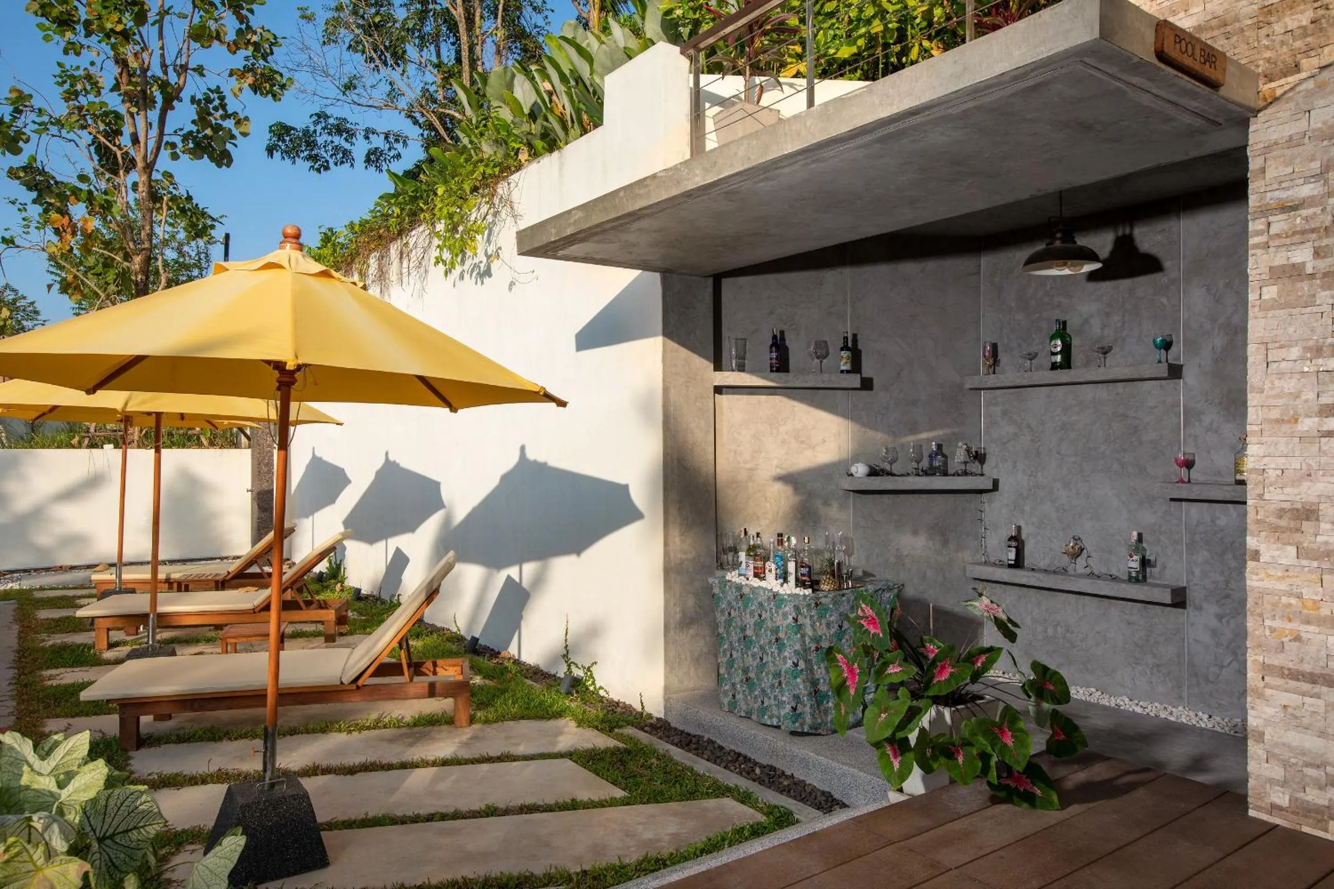 Swimming pool in SAMSAM Yao Noi - ANDAMAN MAGIC & ART VILLAS