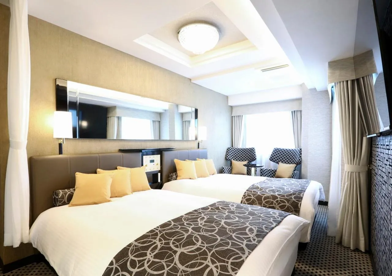 Photo of the whole room, Bed in APA Hotel Higashi Shinjuku Kabukicho Tower