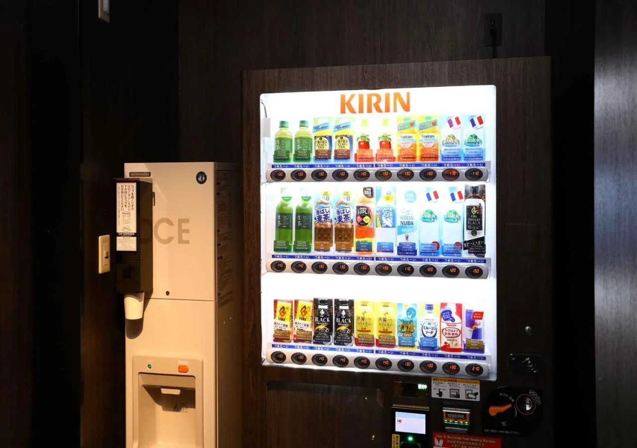 vending machine in APA Hotel Higashi Shinjuku Kabukicho Tower