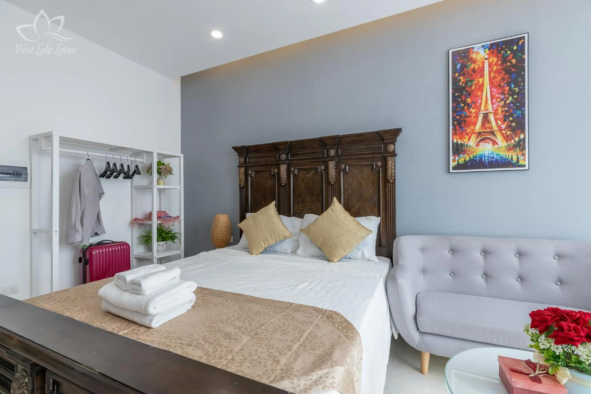 Photo of the whole room, Bed in The Lakeview - West Lake Lotus Apartments