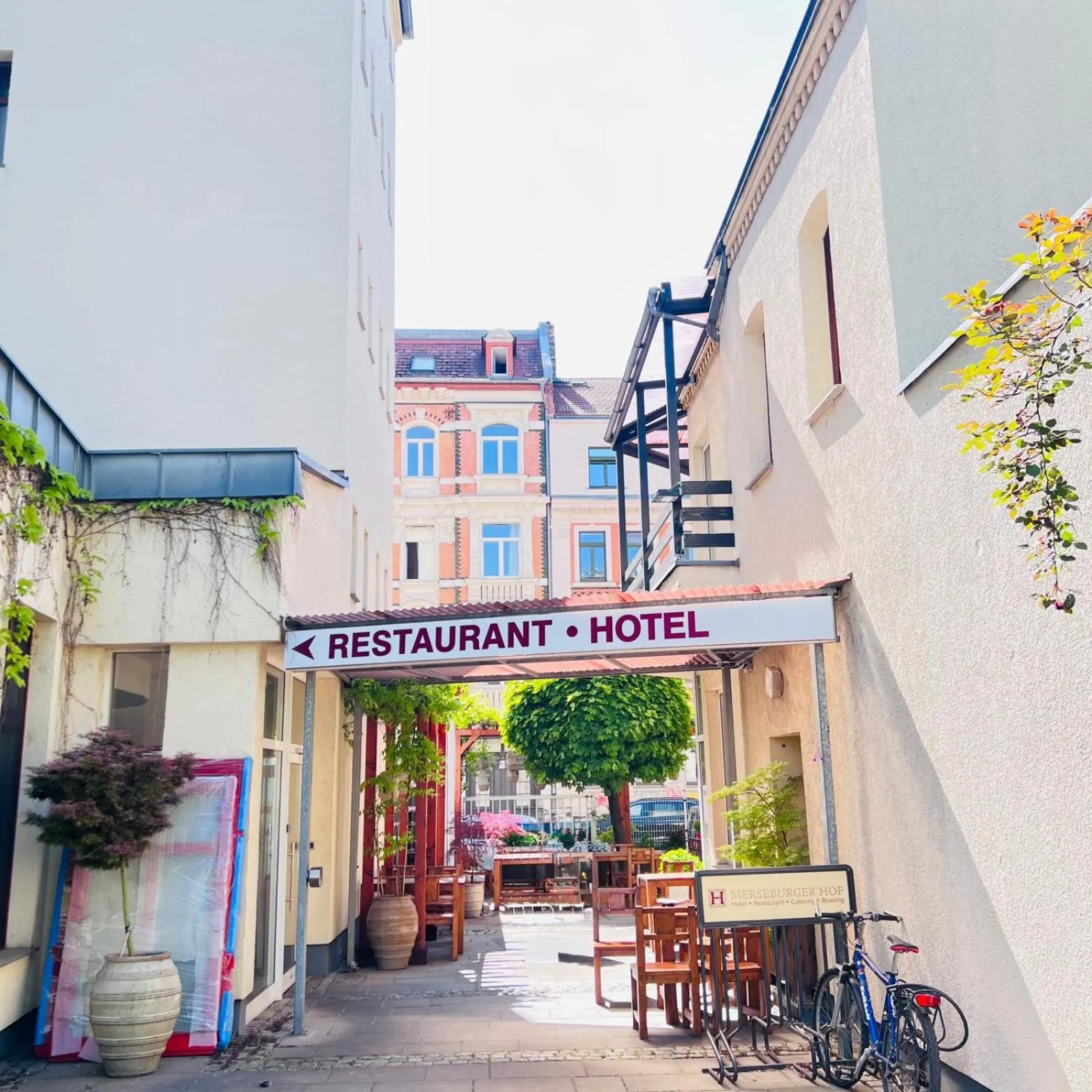 Garden in Hotel Merseburger Hof