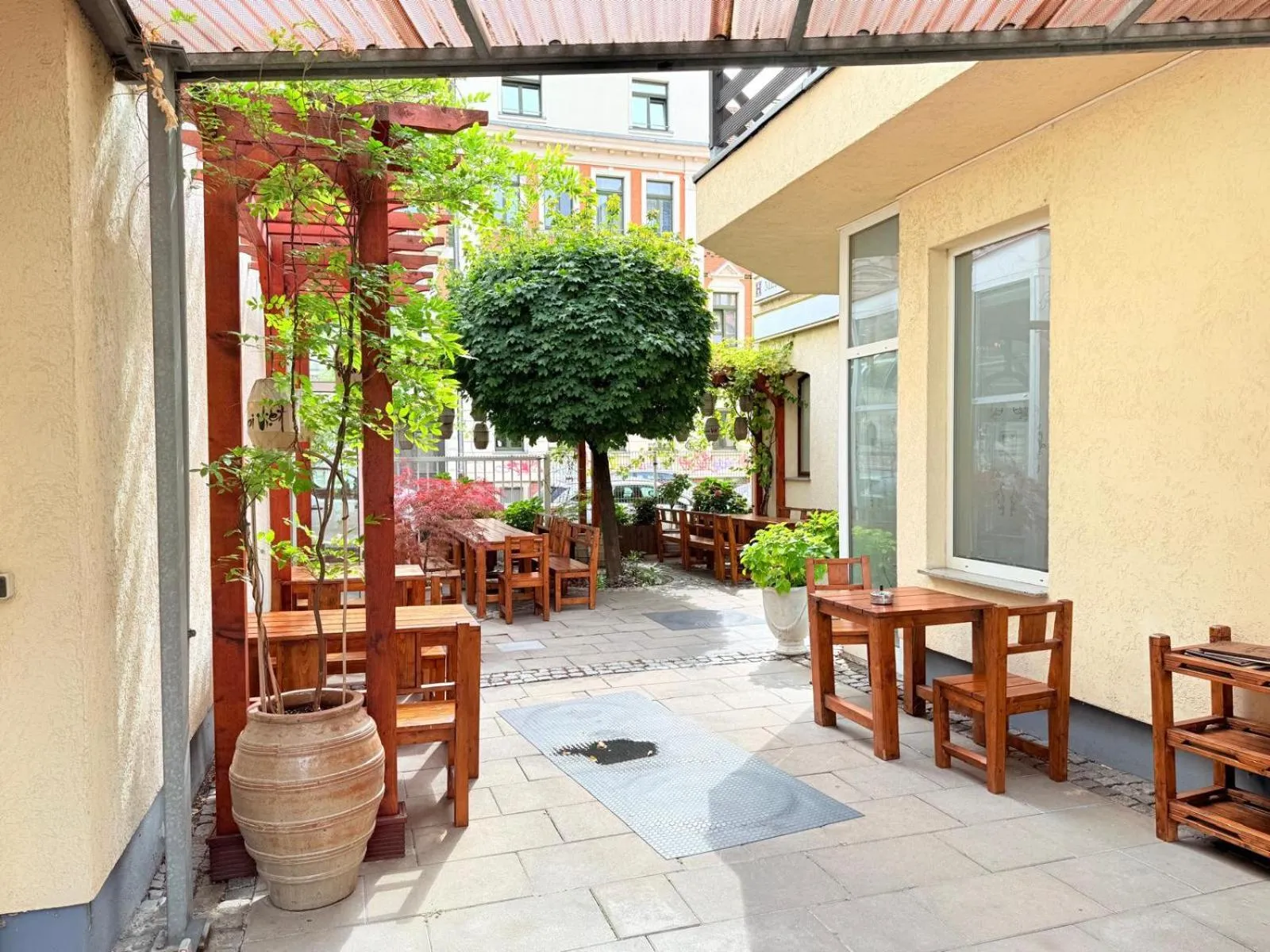 Garden in Hotel Merseburger Hof