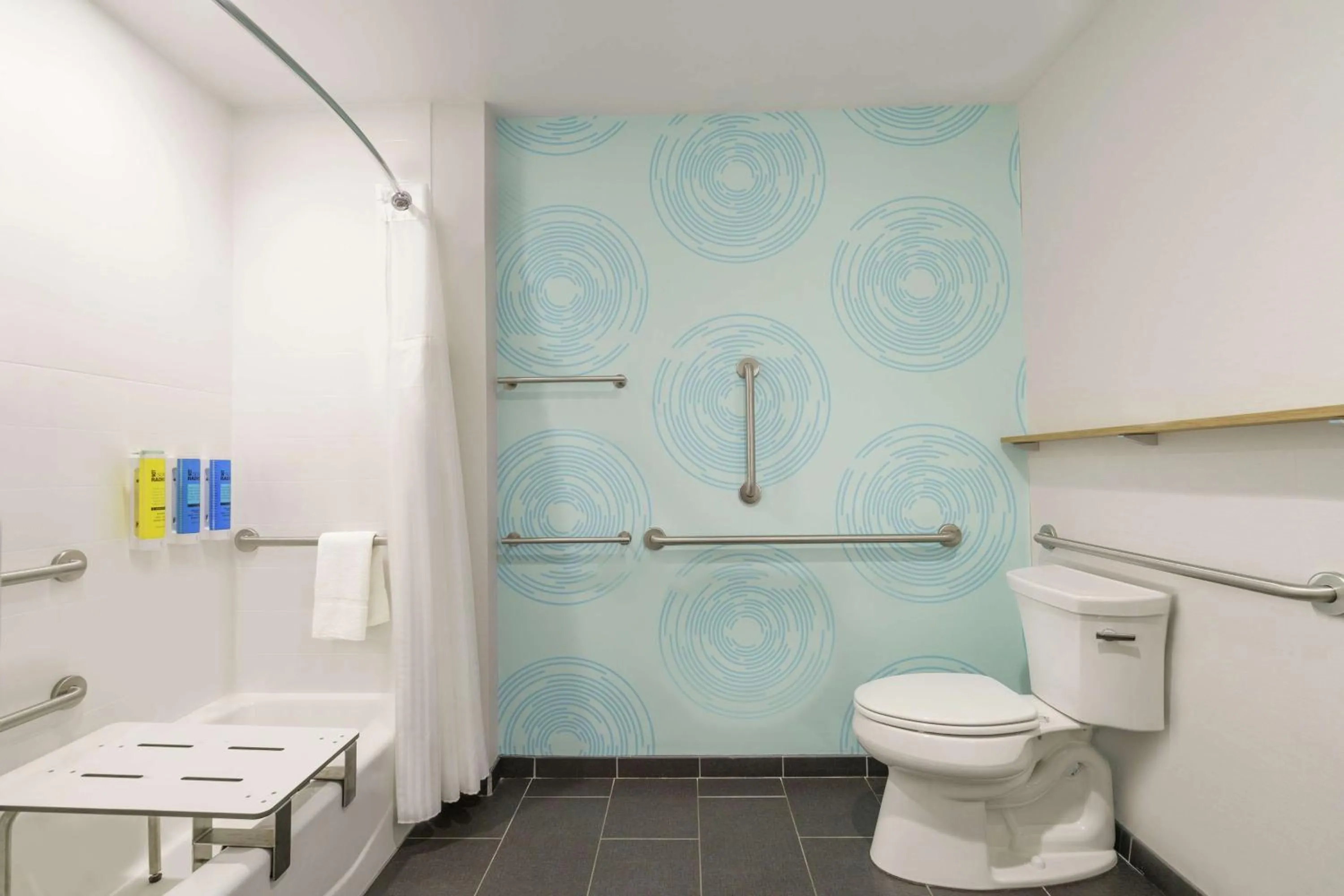 Bathroom in Tru By Hilton Sandusky, Oh