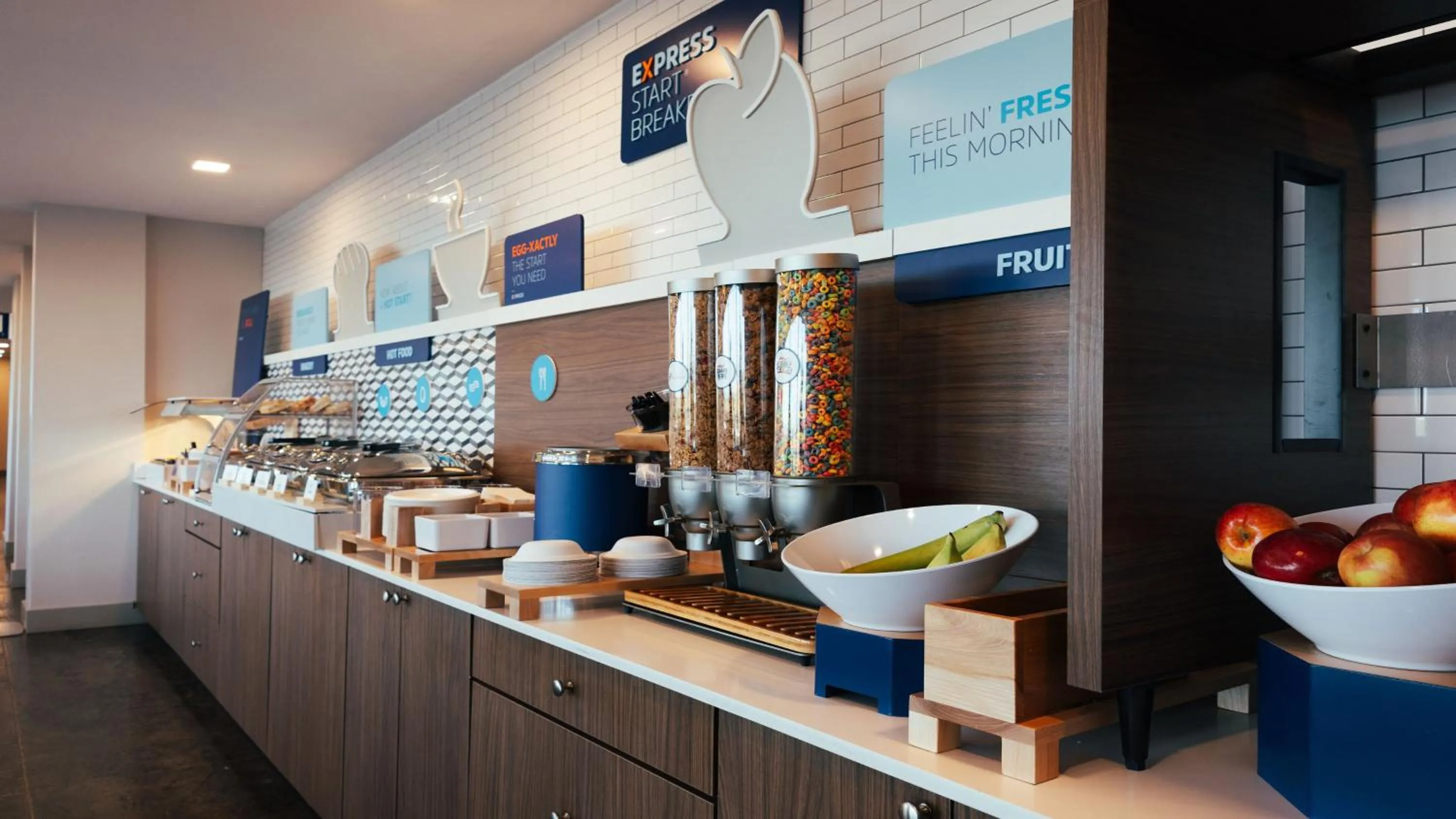 Breakfast in Holiday Inn Express & Suites George - Quincy South by IHG