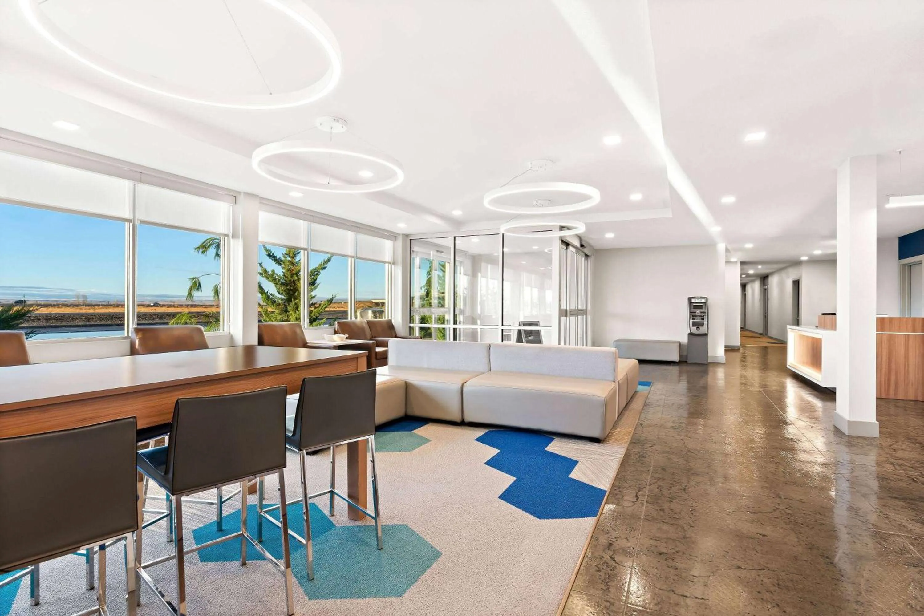 Restaurant/places to eat in Holiday Inn Express & Suites George - Quincy South by IHG