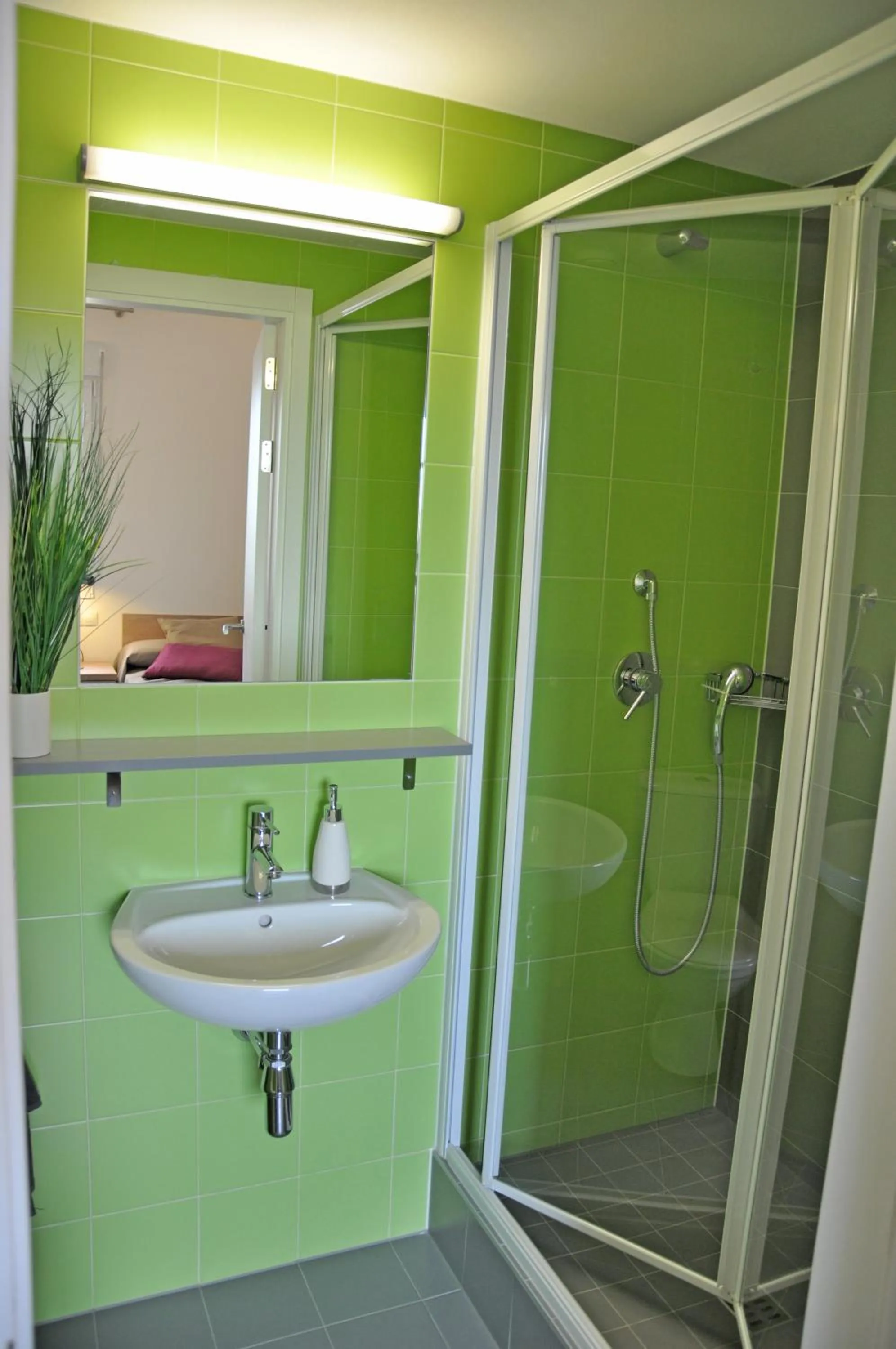 Shower in Alojamientos Universitarios Resa Hipatia