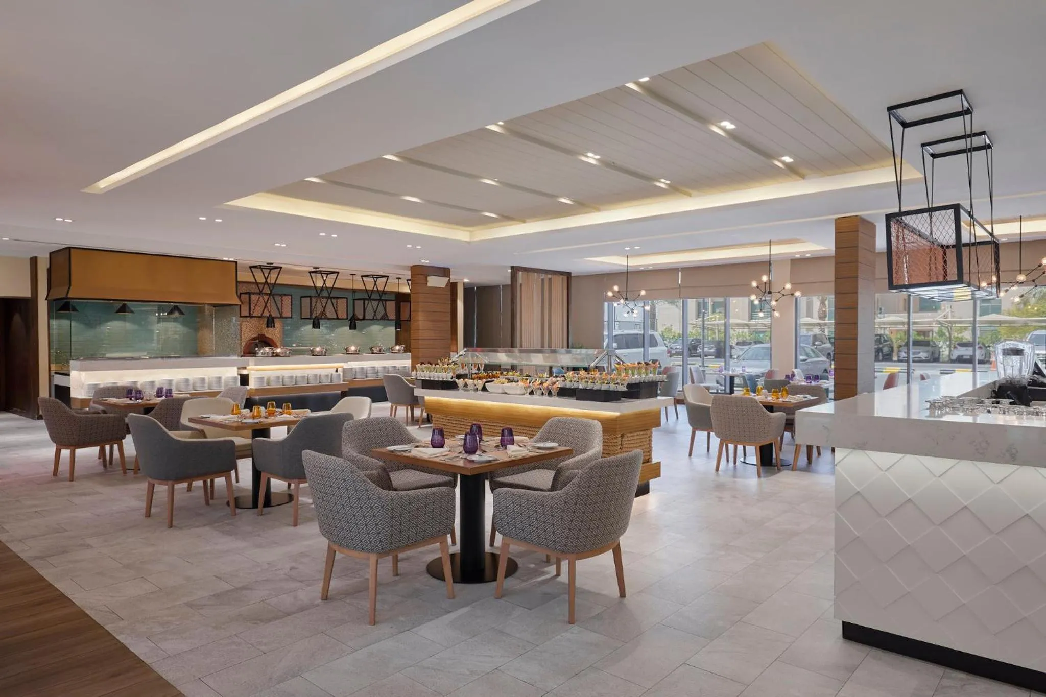 Restaurant/places to eat in Holiday Inn & Suites Al Jubail by IHG