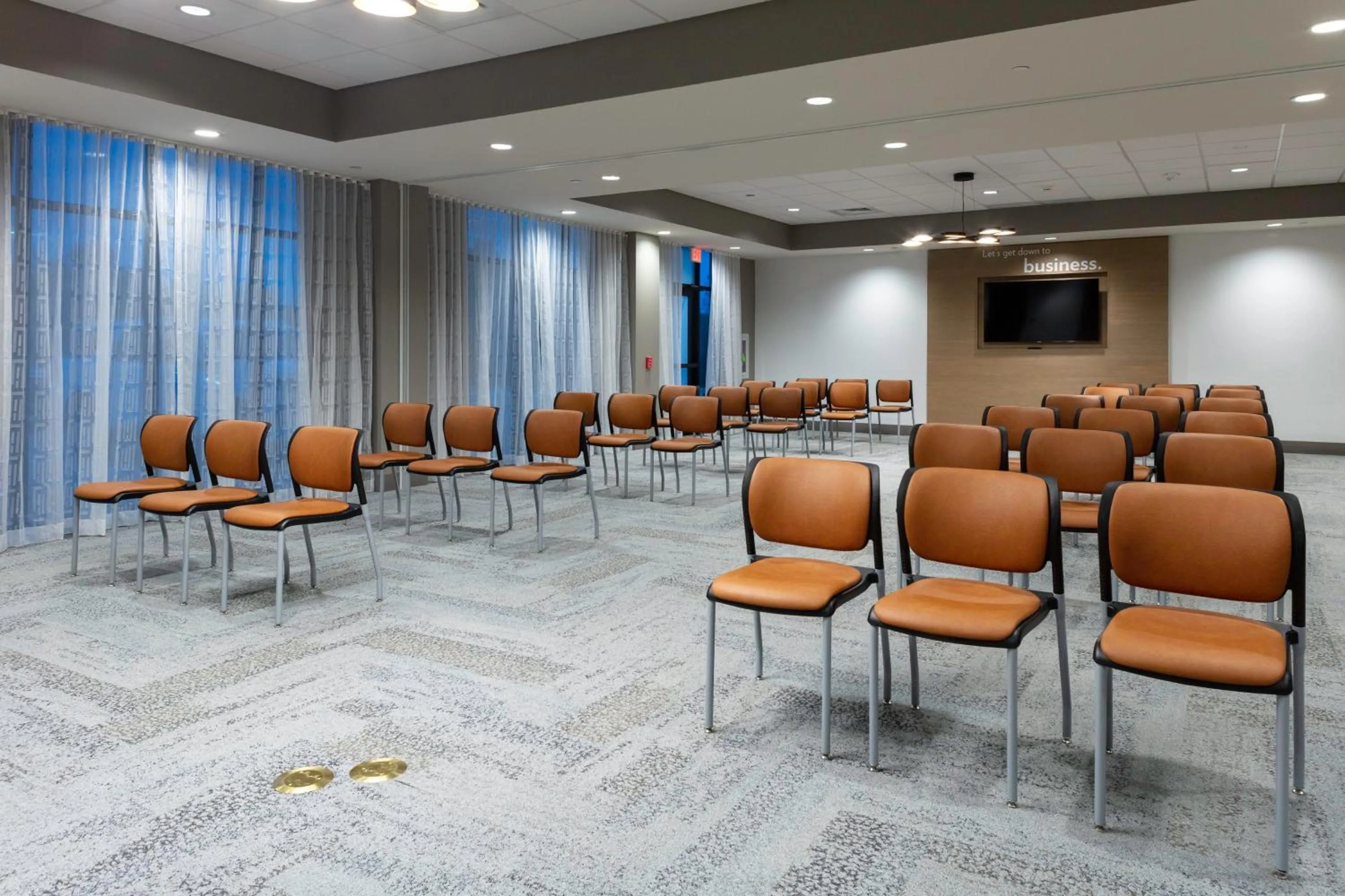 Meeting/conference room in EVEN Hotel Shenandoah - The Woodlands by IHG