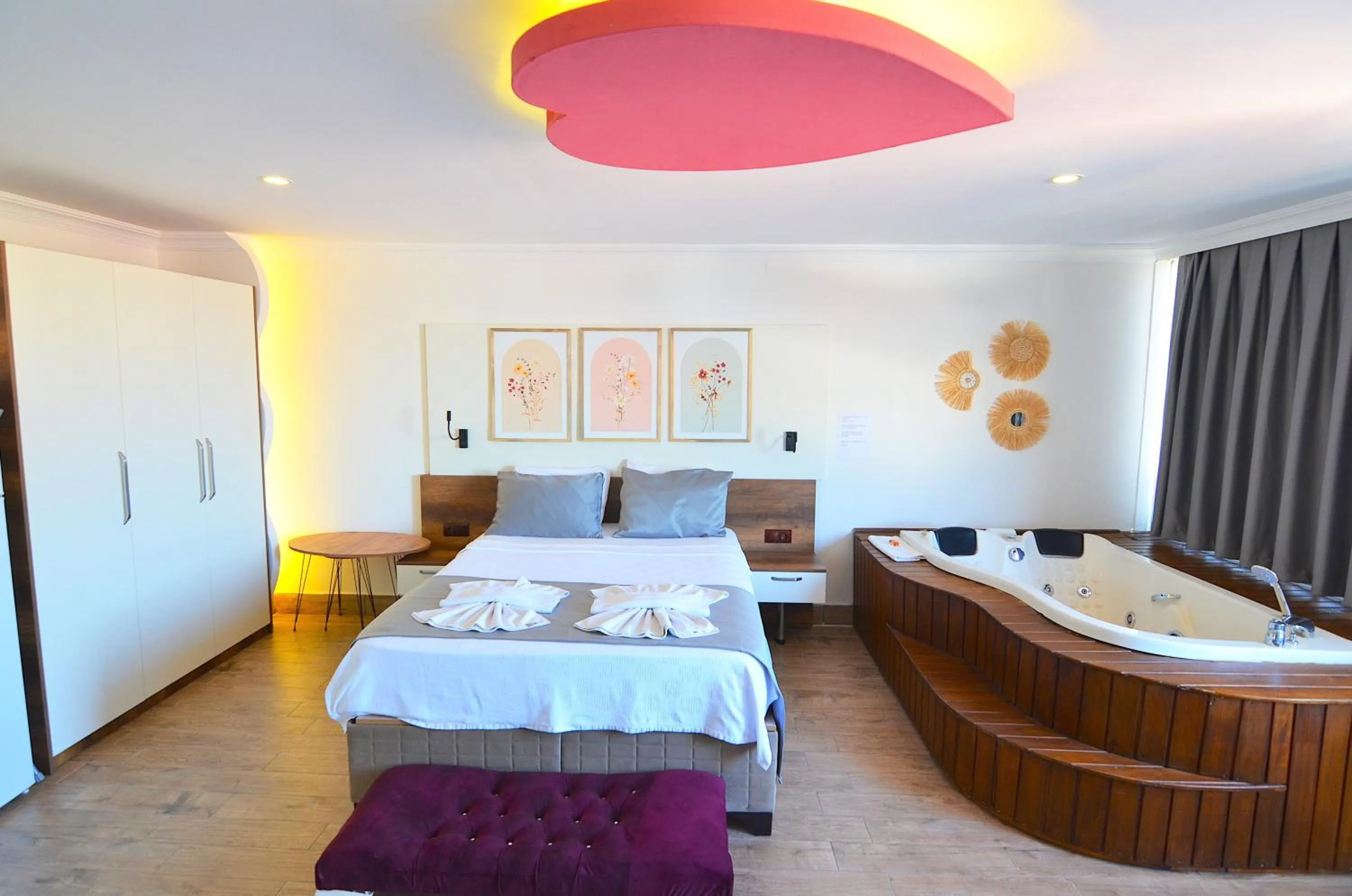 Bed in Mykonut Apart Hotel