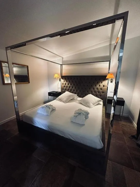 Bed in La Villa Dune, Hôtel & Spa