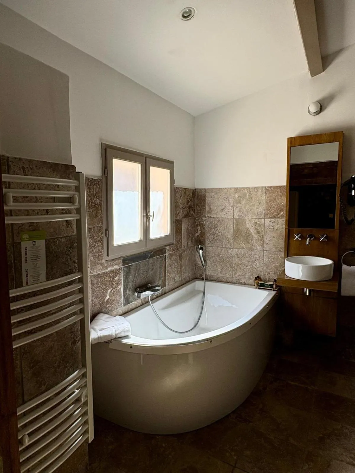 Bath in La Villa Dune, Hôtel & Spa