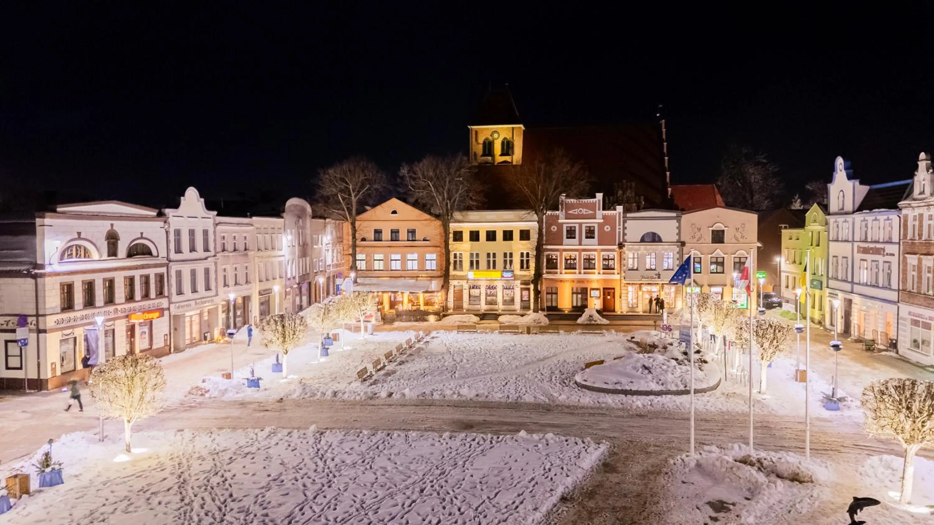 Property building in Kamienica Pod Neptunem - Rynek Puck - Śniadanie w cenie - 200m do Molo