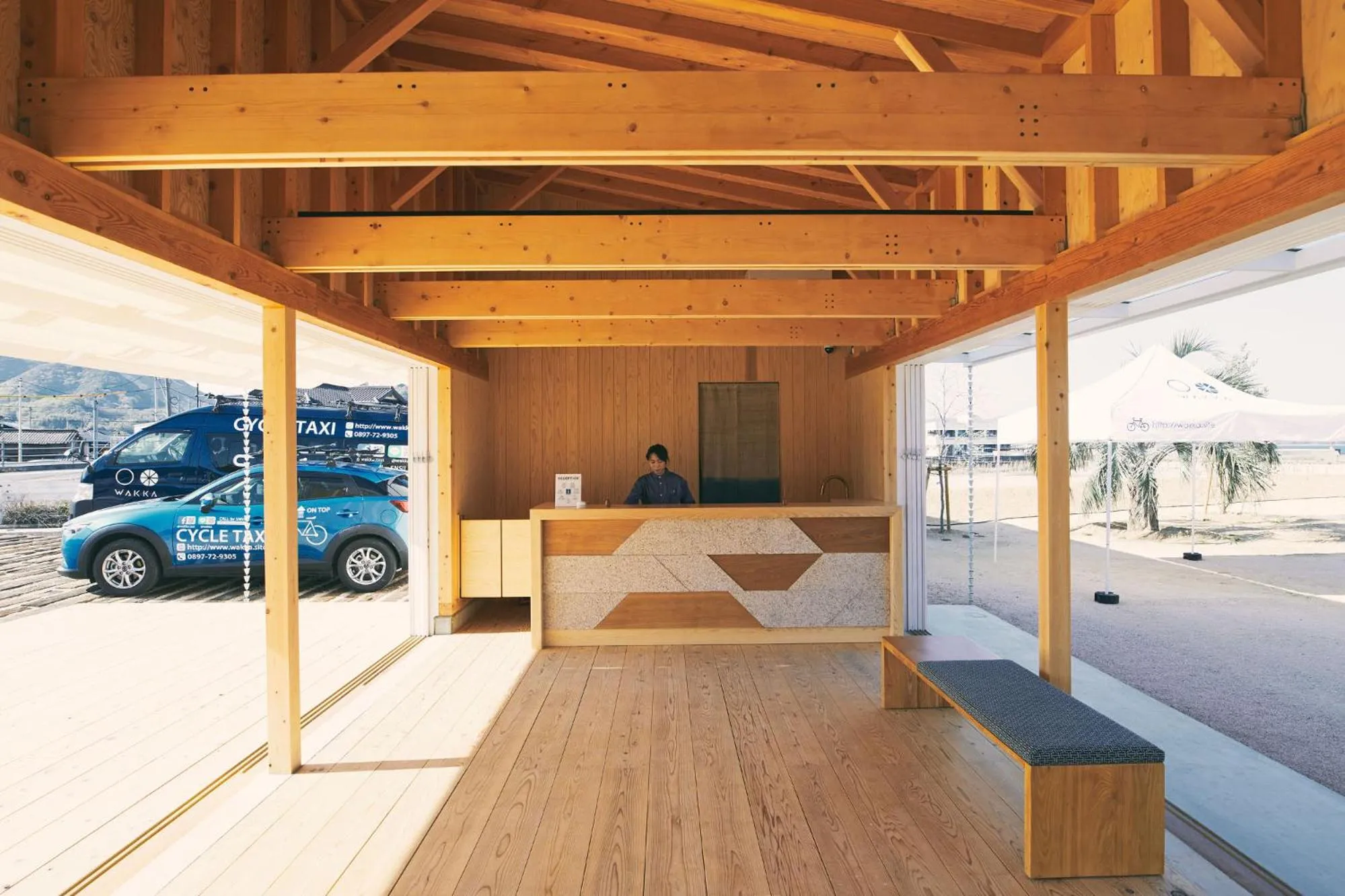 Facade/entrance in WAKKA