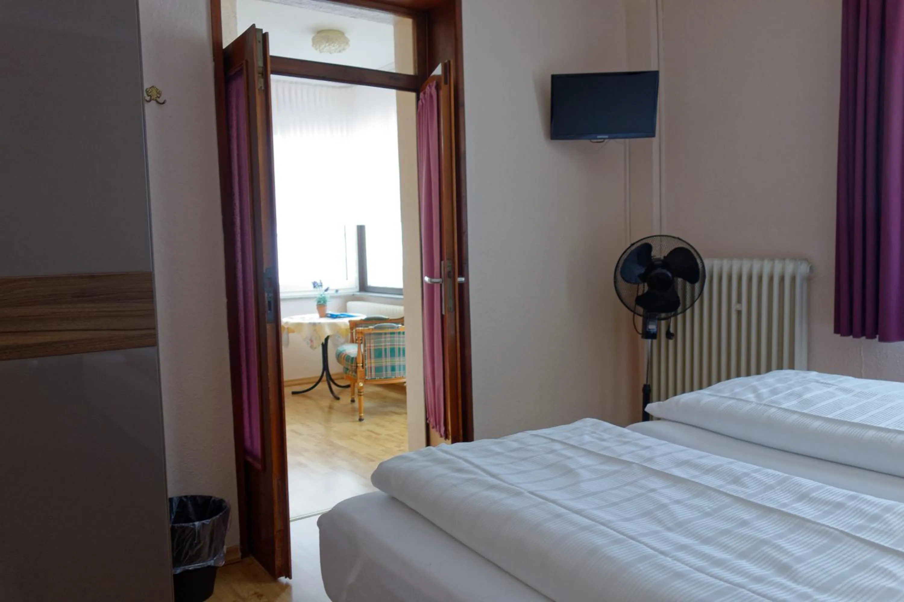 Bedroom in Hotel Haus Sonnschein