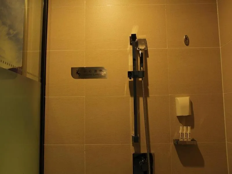 Lavande Hotel Yinchuan Railway Station Wanda